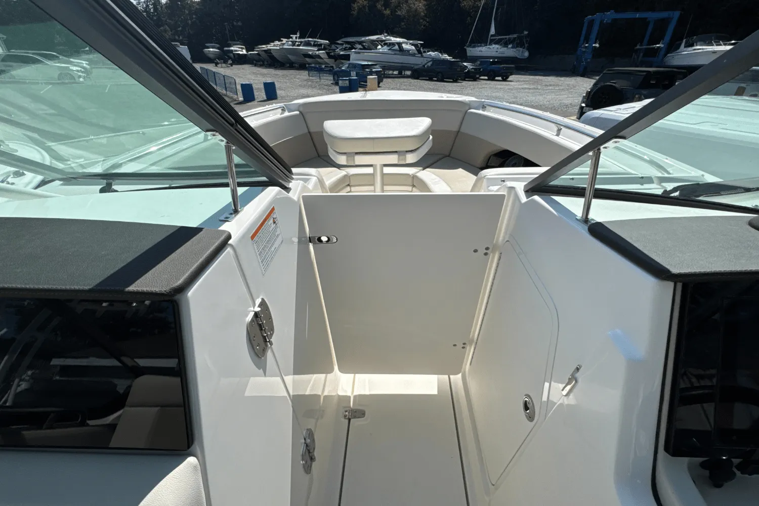 2026 Boston Whaler 240 Vantage Image Thumbnail #25