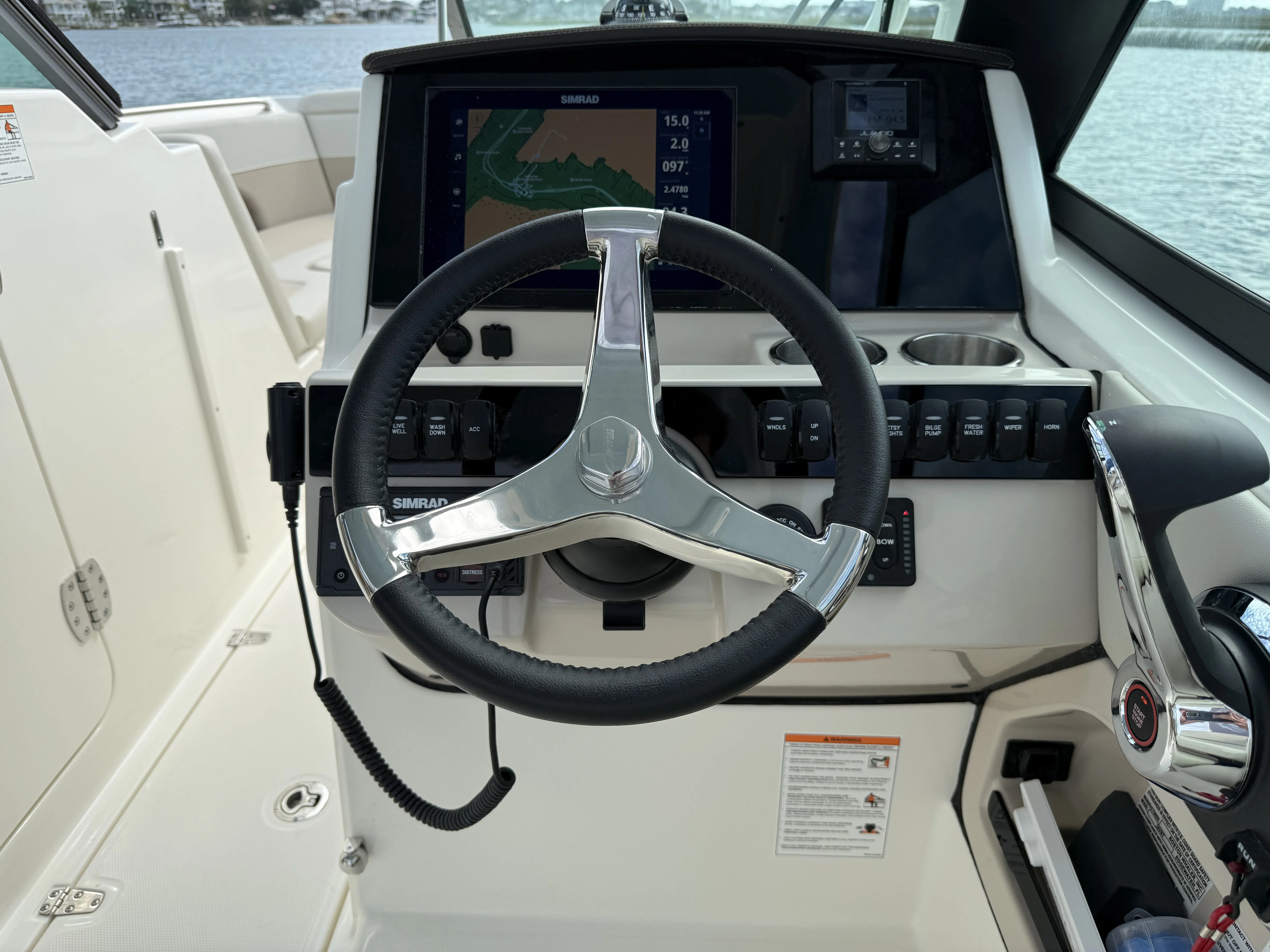 2026 Boston Whaler 240 Vantage Image Thumbnail #12