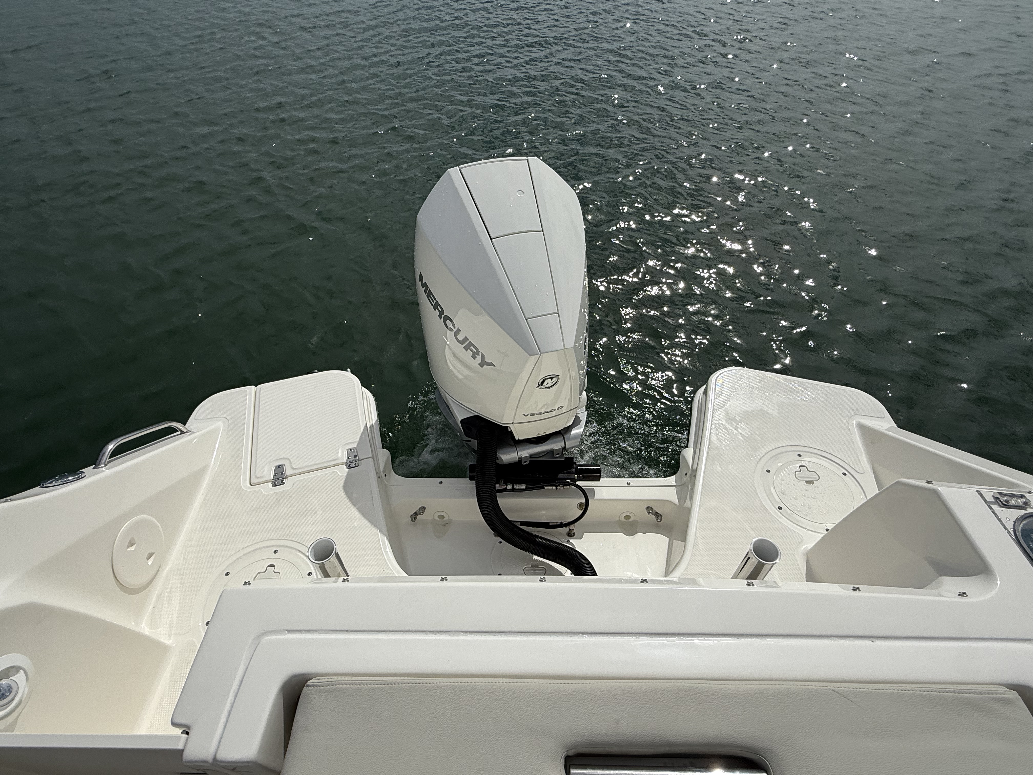 2026 Boston Whaler 240 Vantage Image Thumbnail #4