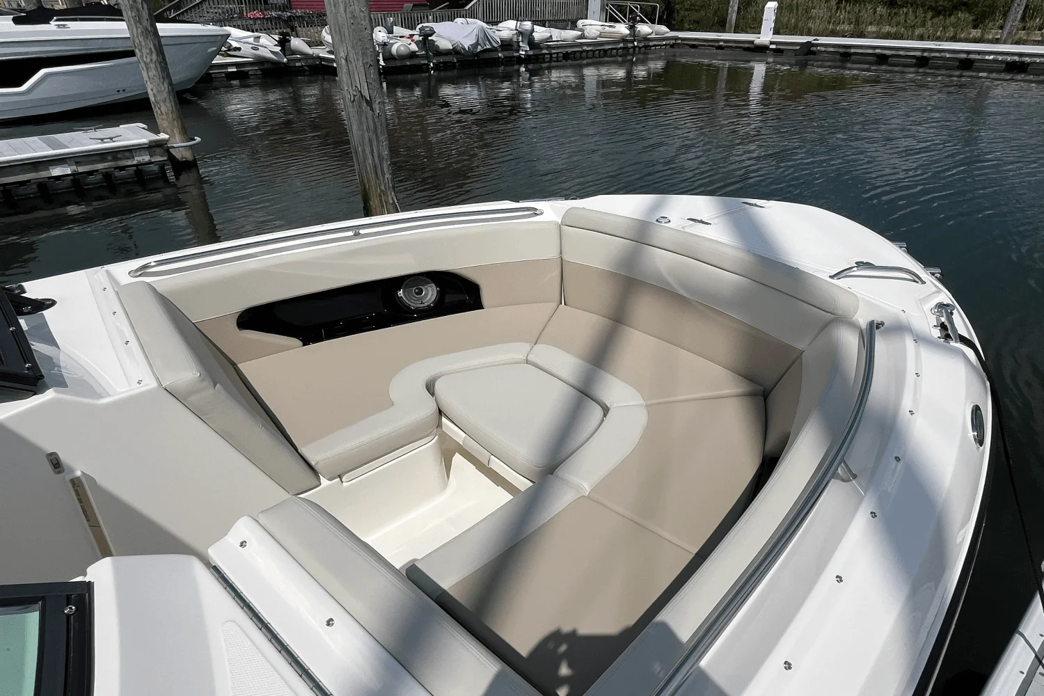 2026 Boston Whaler 240 Vantage Image Thumbnail #13