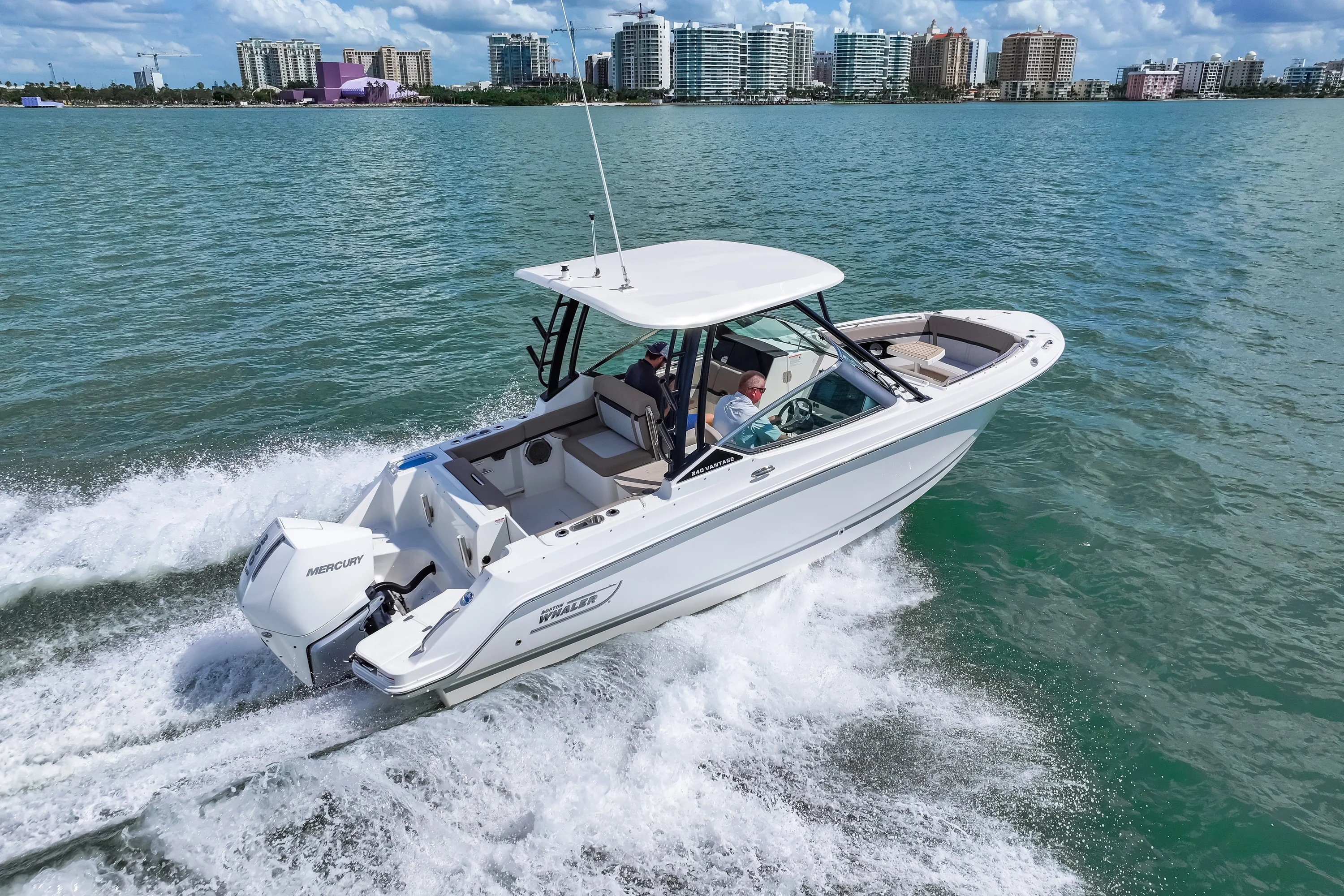 2026 Boston Whaler 240 Vantage Image Thumbnail #16