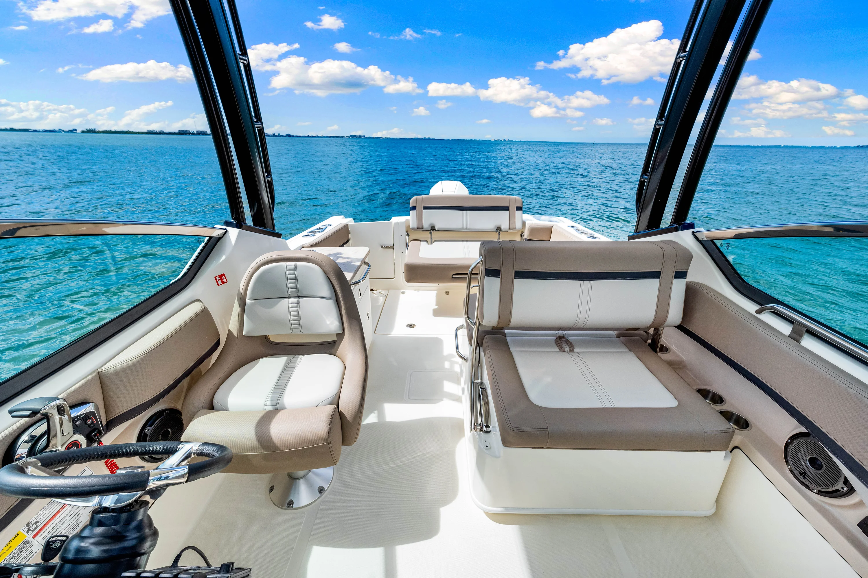 2026 Boston Whaler 240 Vantage Image Thumbnail #28