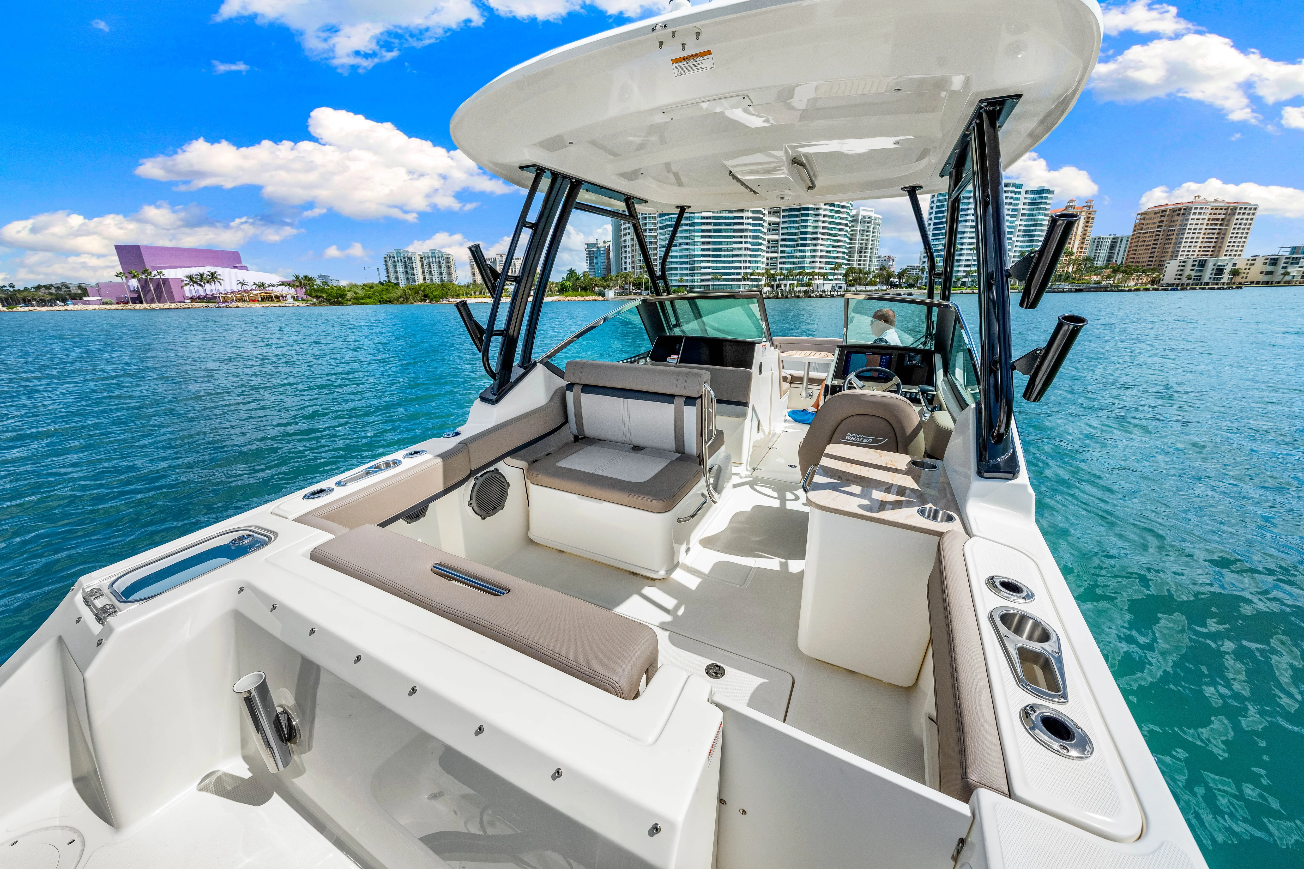 2026 Boston Whaler 240 Vantage Image Thumbnail #19