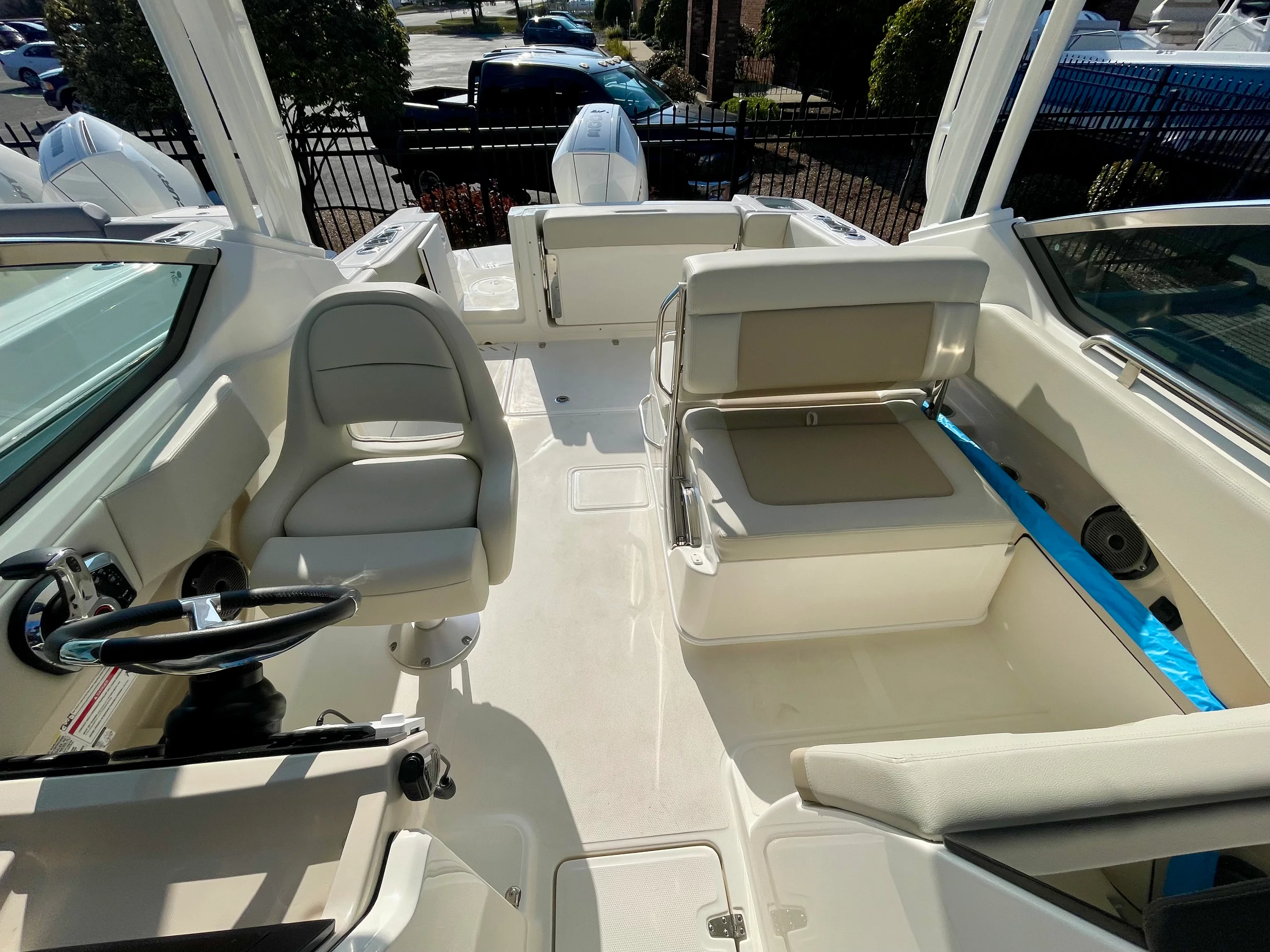 2026 Boston Whaler 240 Vantage Image Thumbnail #16