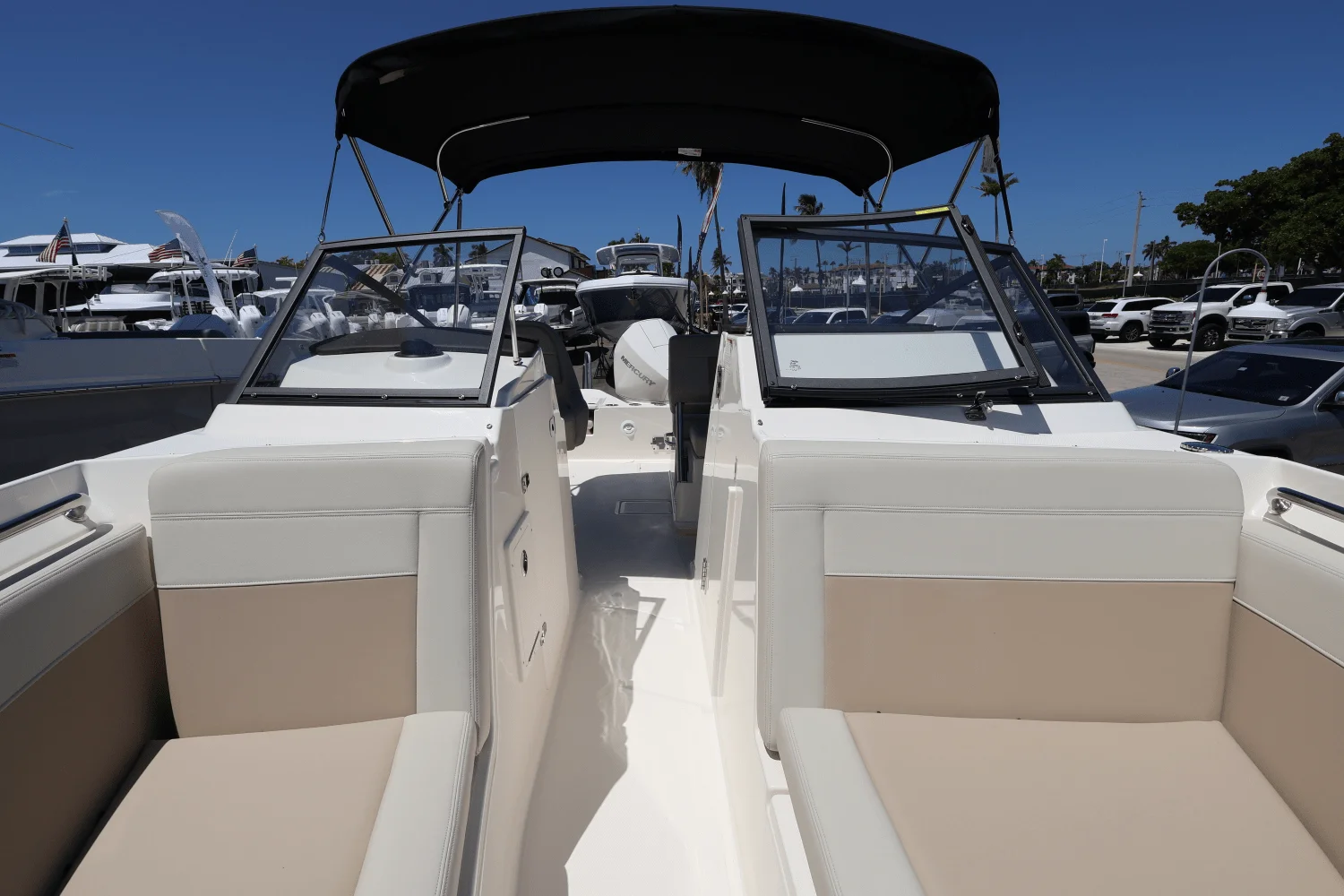 2025 Boston Whaler 210 Vantage Image Thumbnail #39