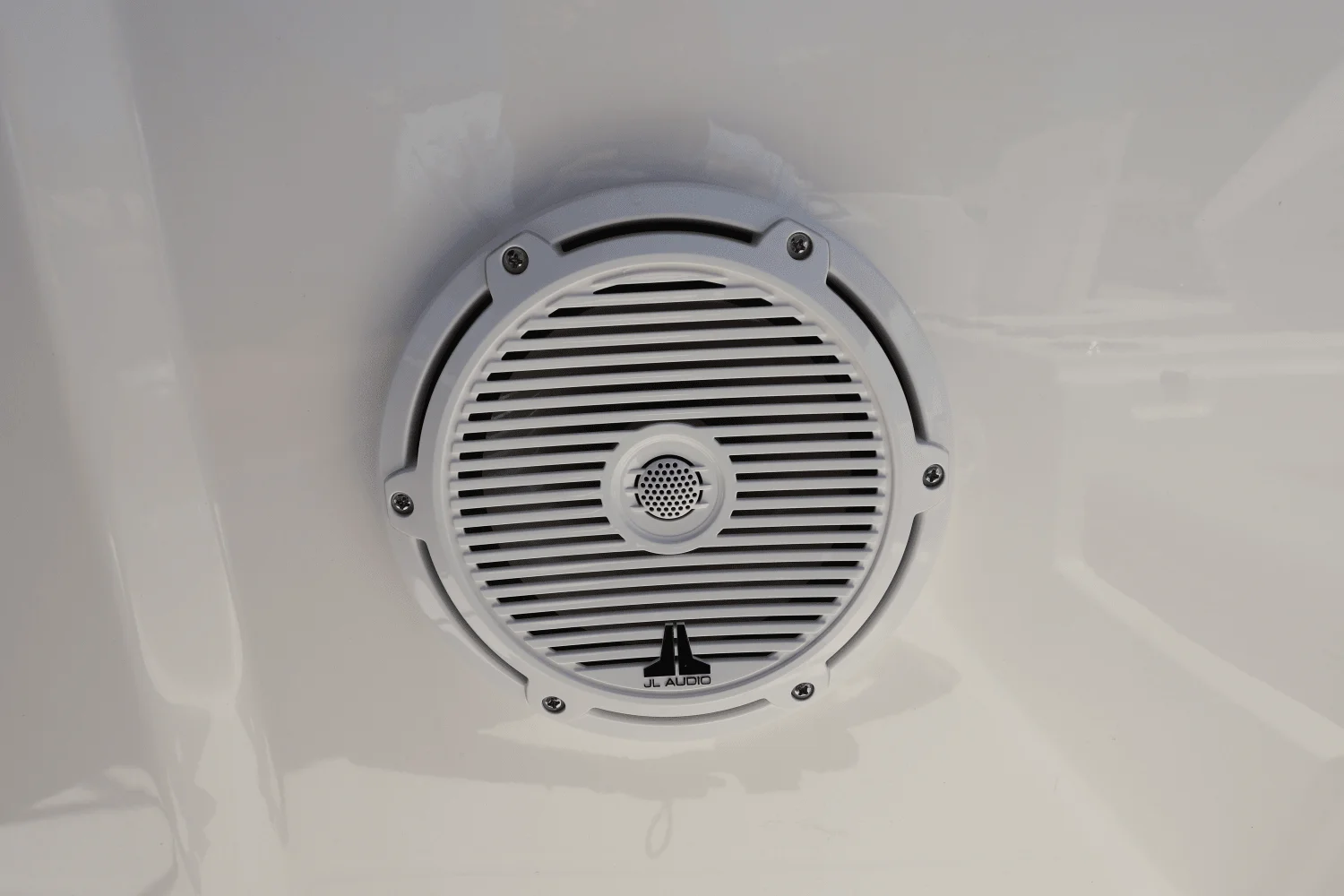 2025 Boston Whaler 210 Vantage Image Thumbnail #41