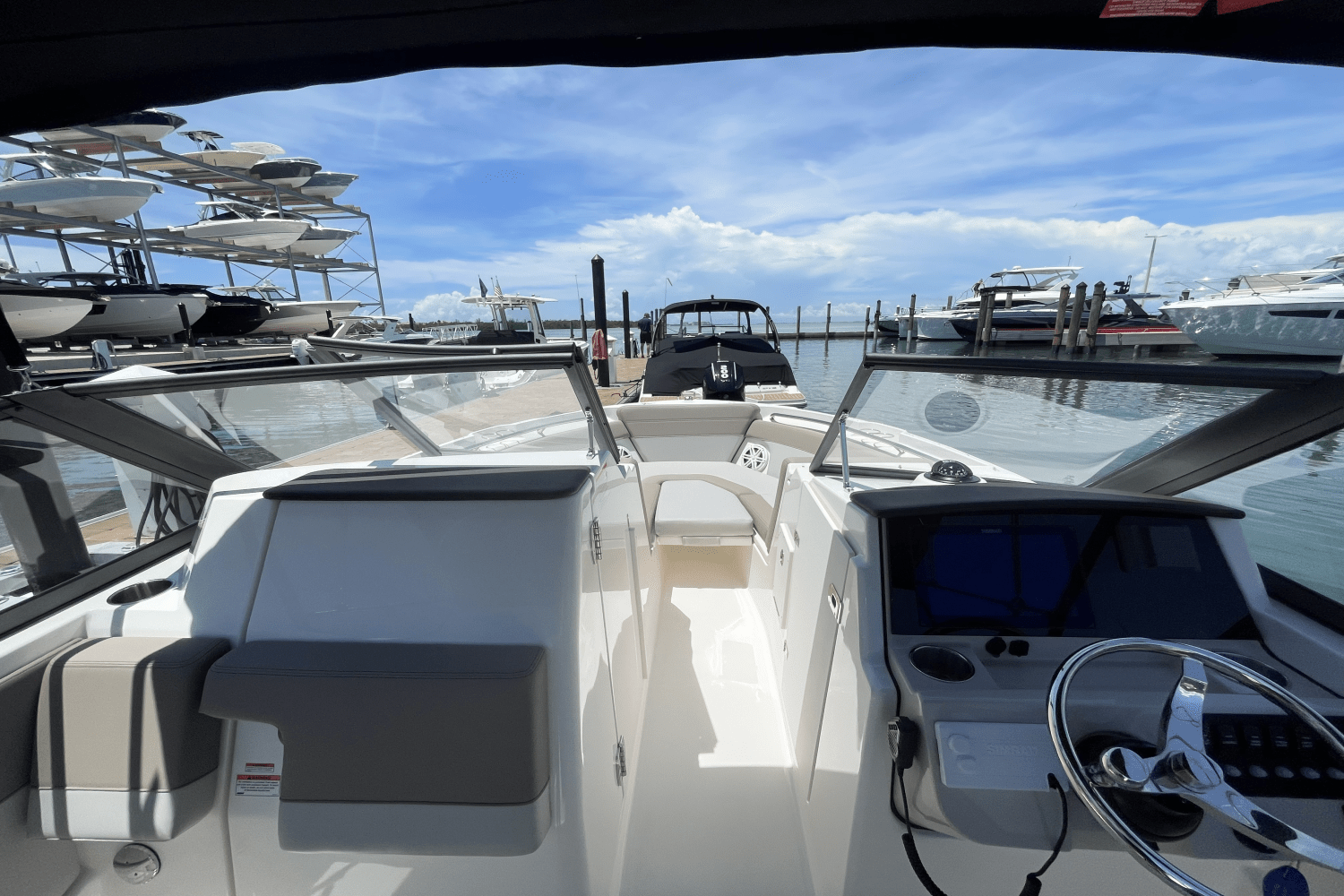2025 Boston Whaler 210 Vantage Image Thumbnail #25
