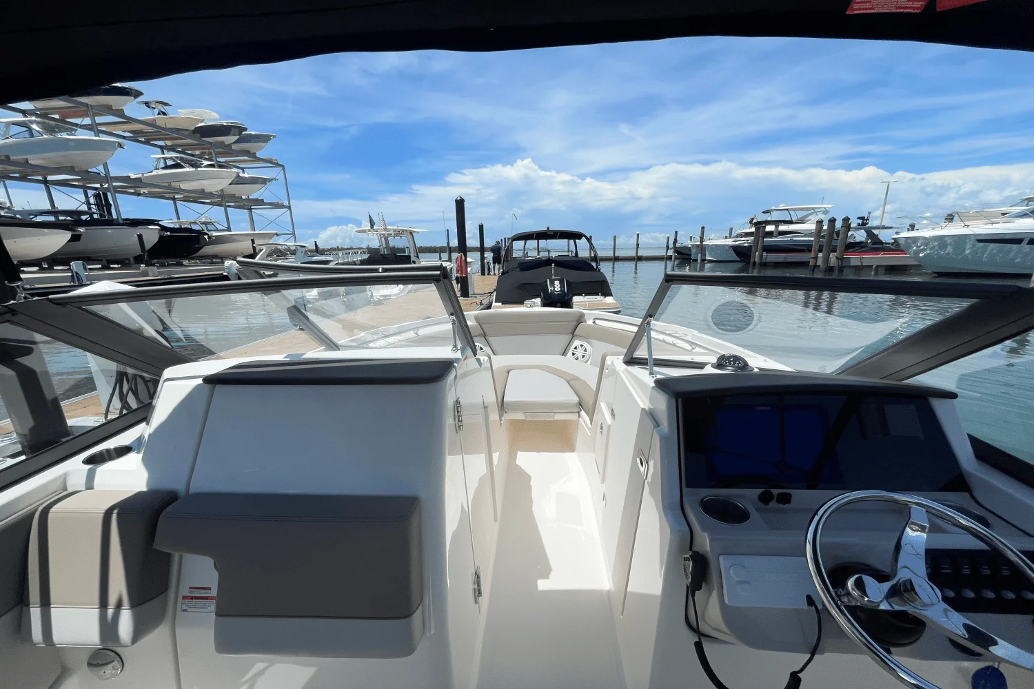 2025 Boston Whaler 210 Vantage Image Thumbnail #25