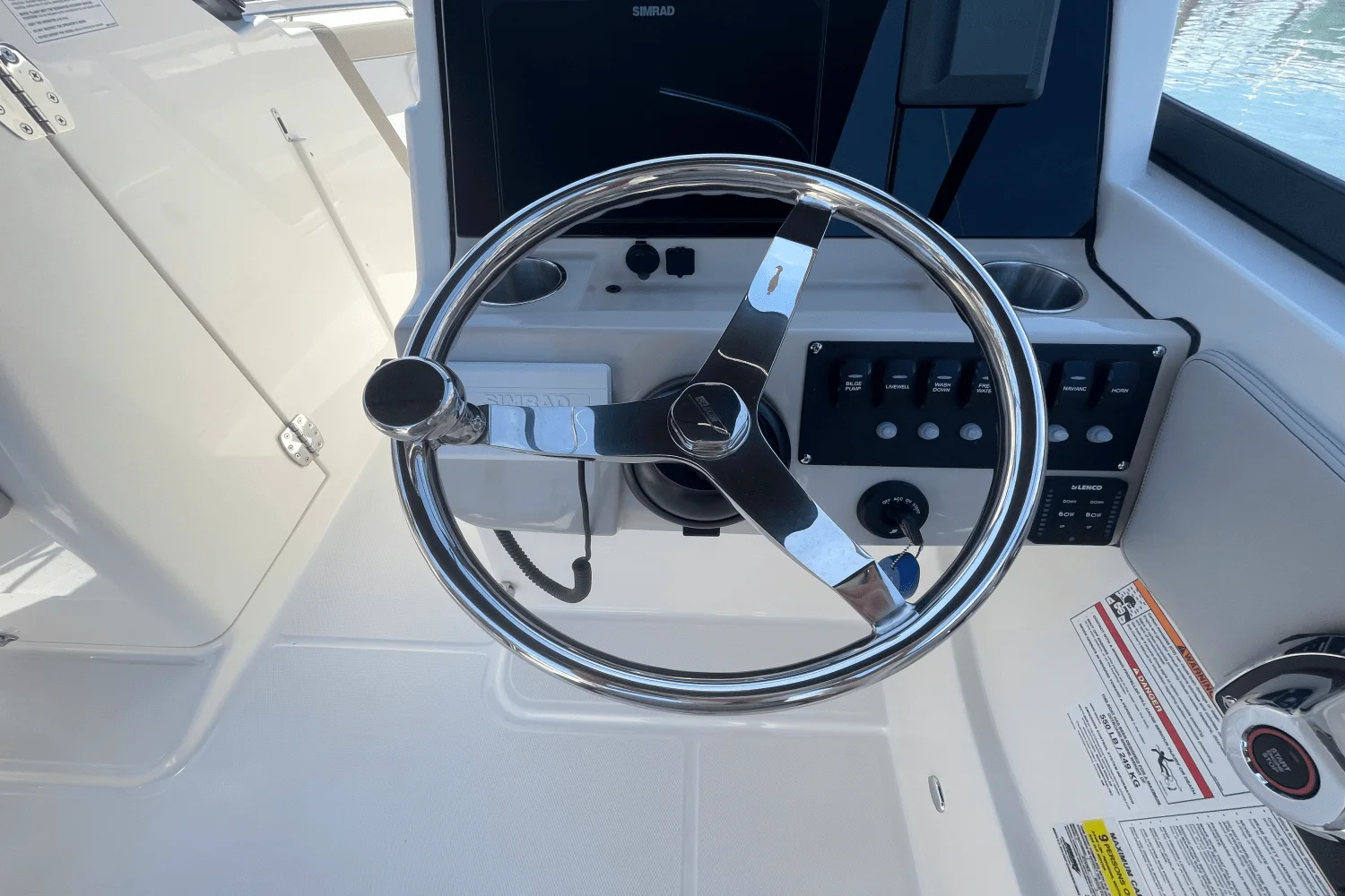 2025 Boston Whaler 210 Vantage Image Thumbnail #21