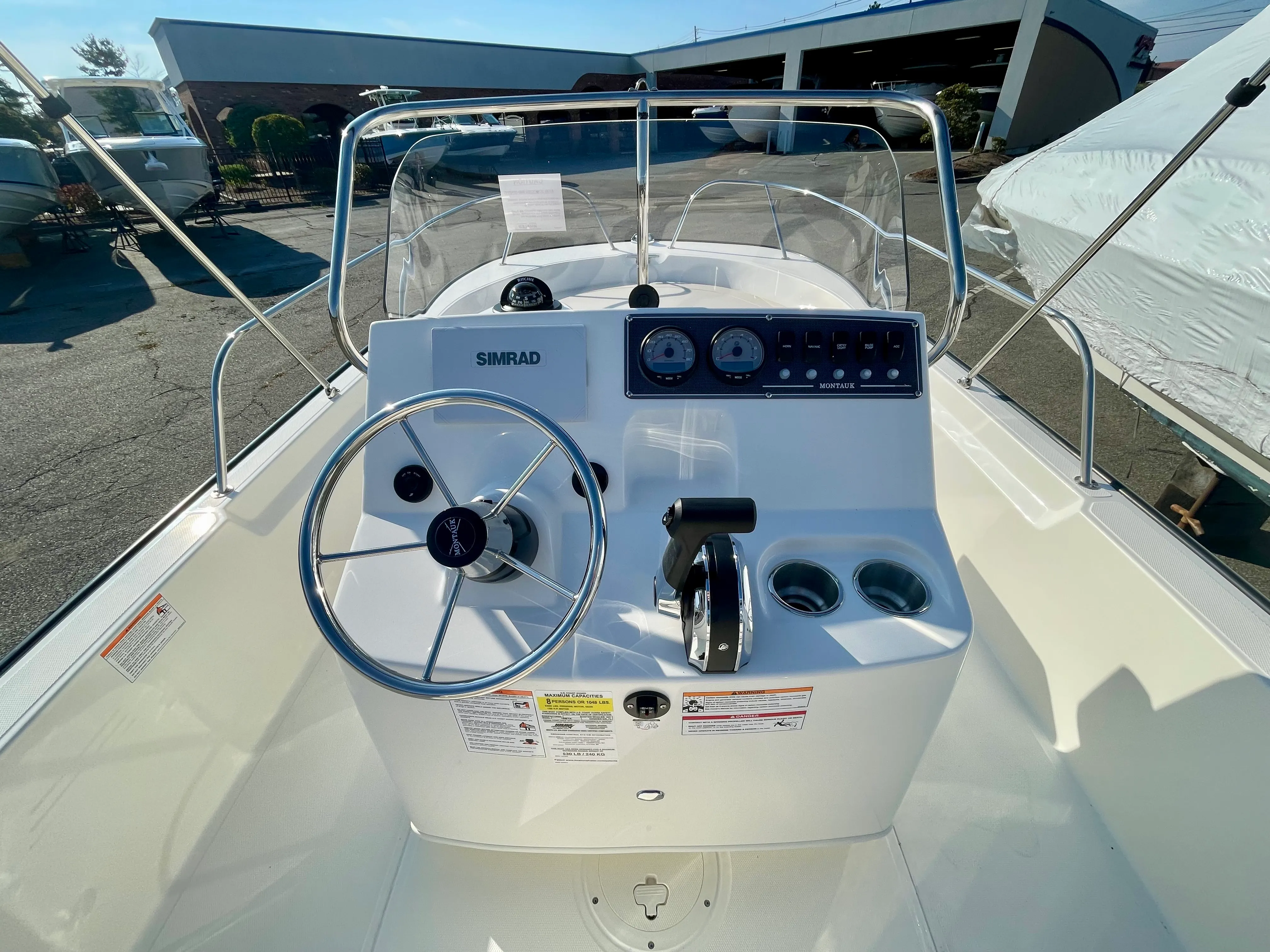 2026 Boston Whaler 190 Montauk Image Thumbnail #4