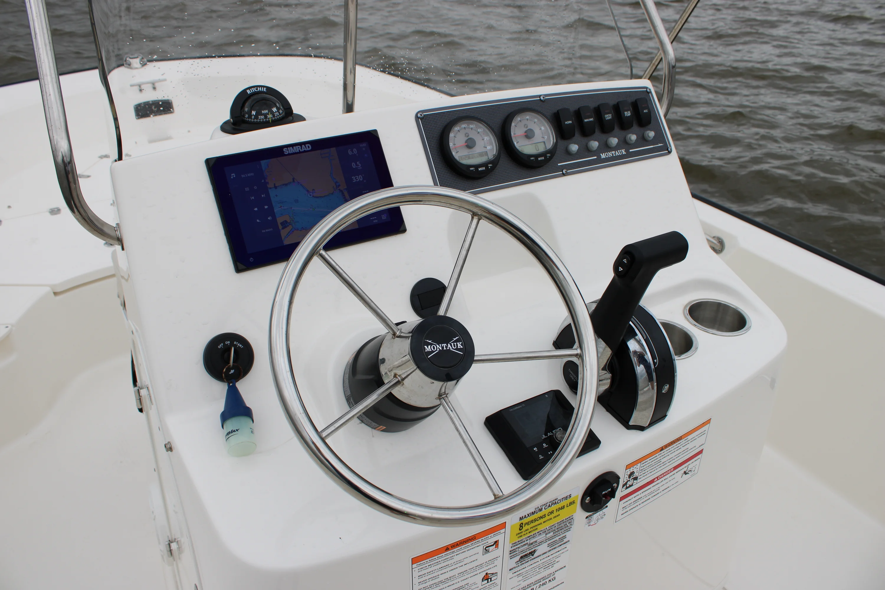 2026 Boston Whaler 190 Montauk Image Thumbnail #21