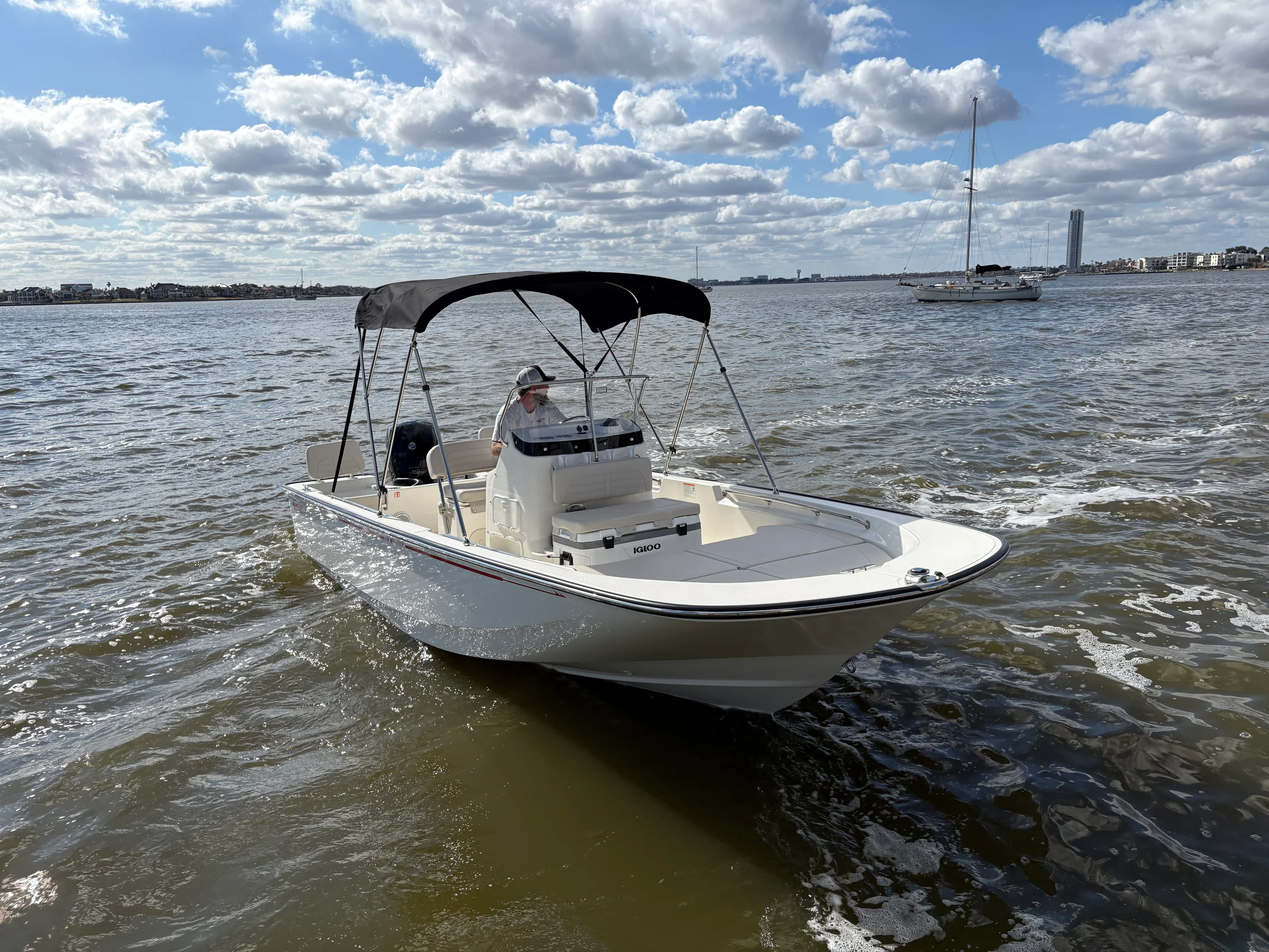 2026 Boston Whaler 190 Montauk Image Thumbnail #8