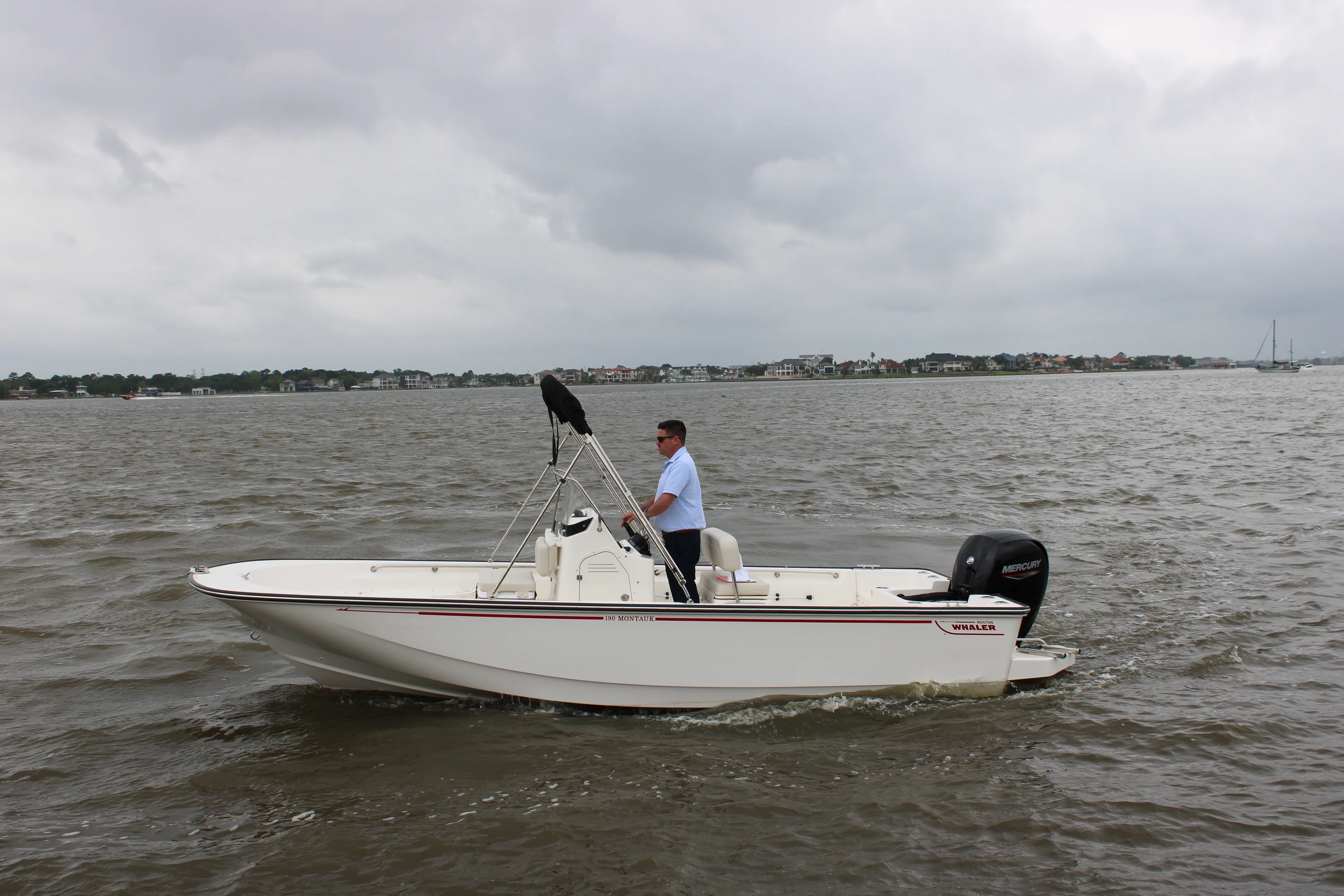 2026 Boston Whaler 190 Montauk Image Thumbnail #11