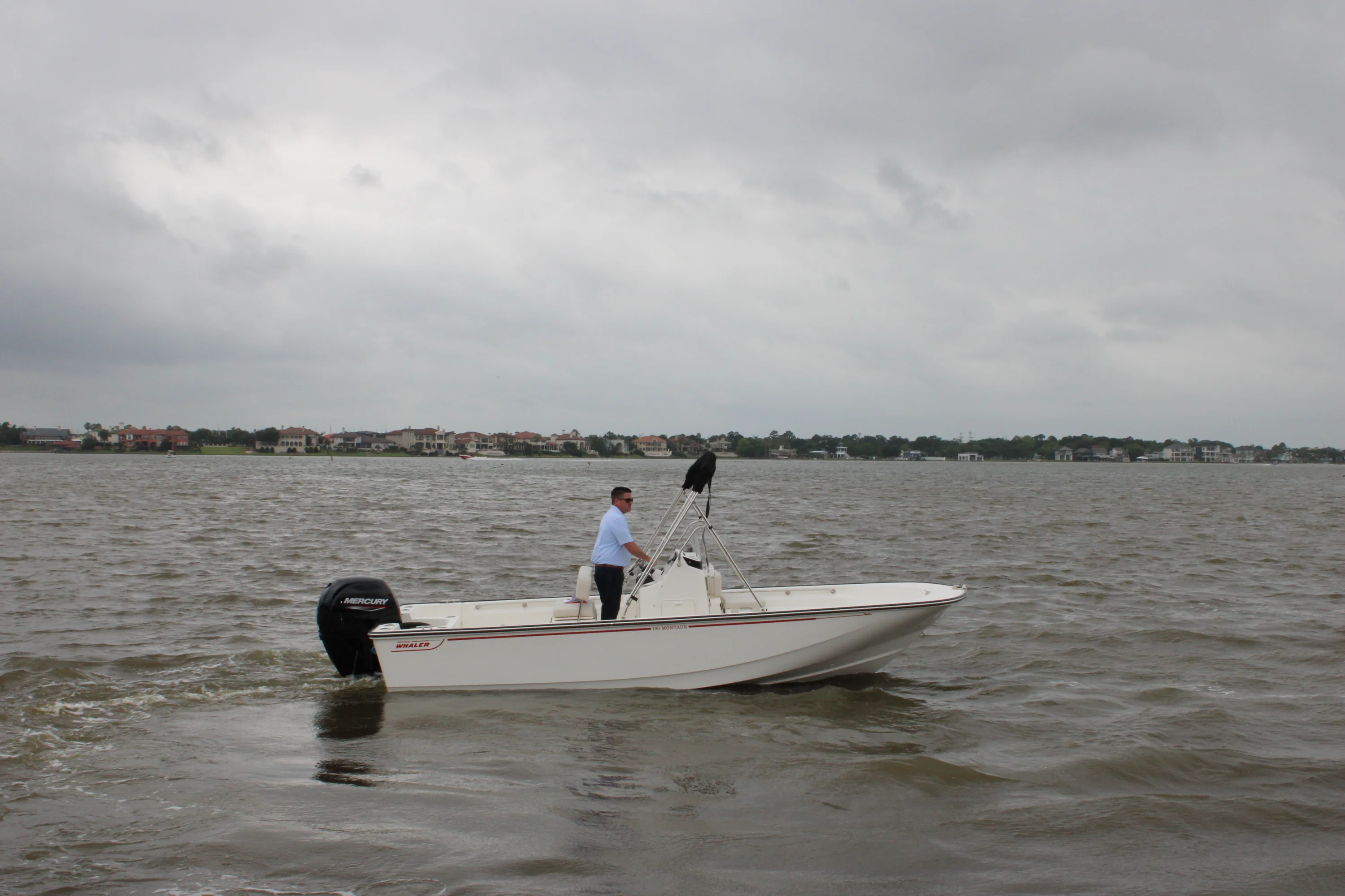 2026 Boston Whaler 190 Montauk Image Thumbnail #6