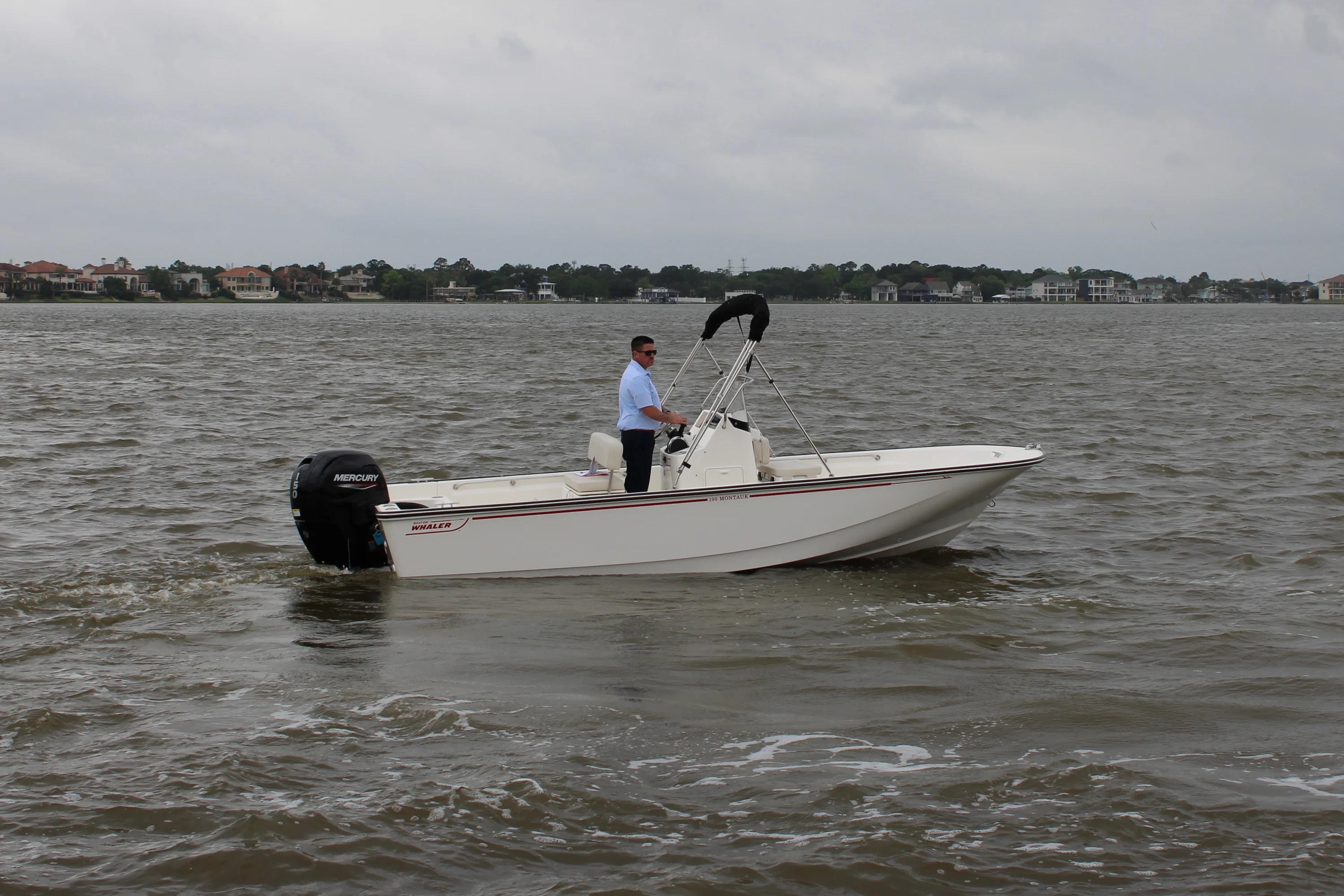 2026 Boston Whaler 190 Montauk Image Thumbnail #6