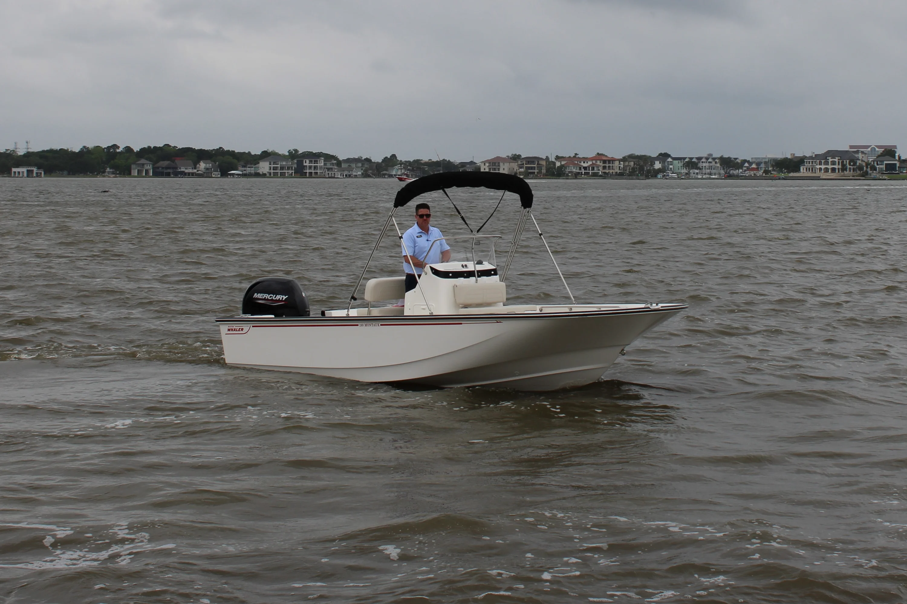 2026 Boston Whaler 190 Montauk Image Thumbnail #7