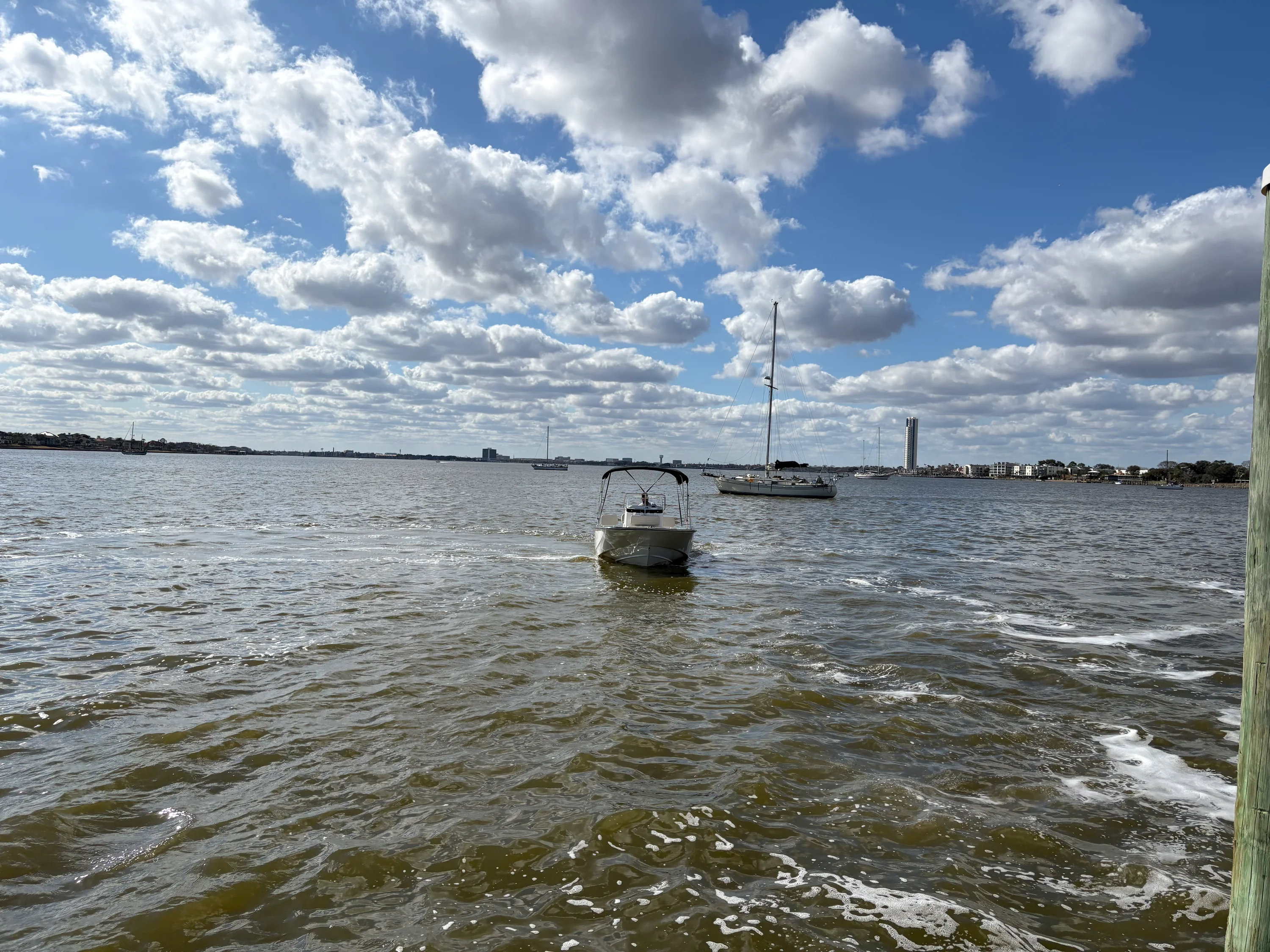 2026 Boston Whaler 190 Montauk Image Thumbnail #5