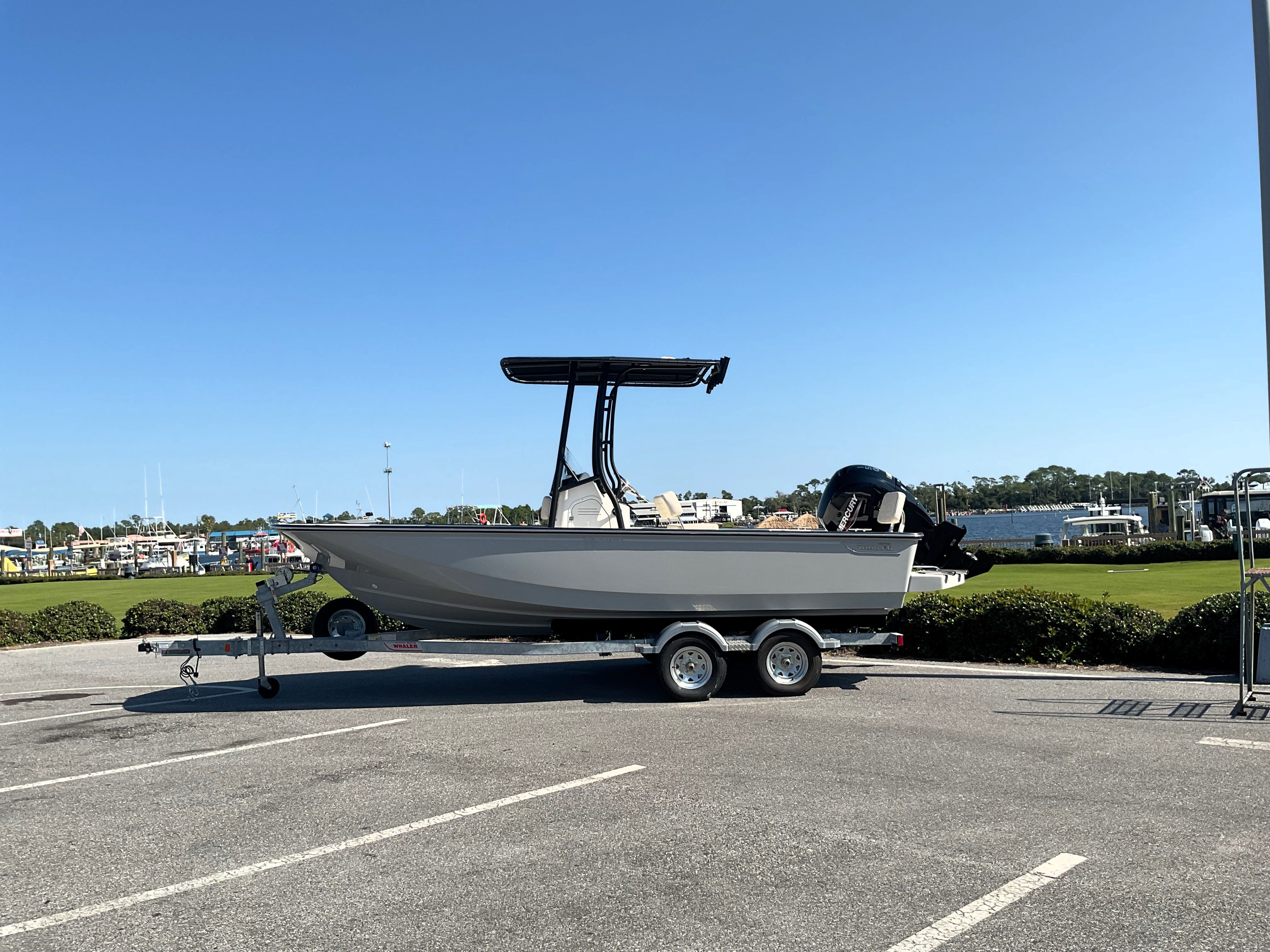 2026 Boston Whaler 190 Montauk Image Thumbnail #0