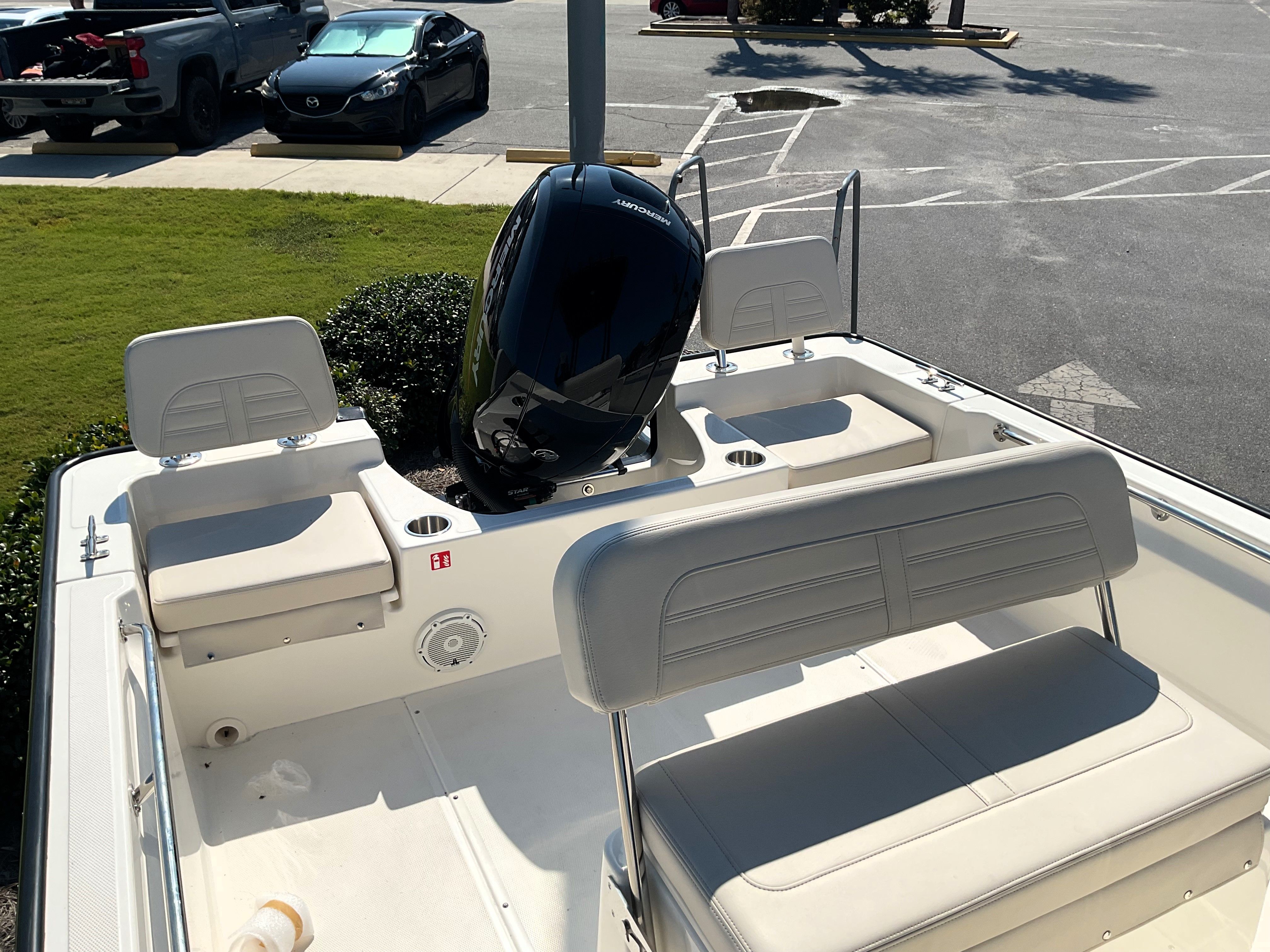 2026 Boston Whaler 190 Montauk Image Thumbnail #20