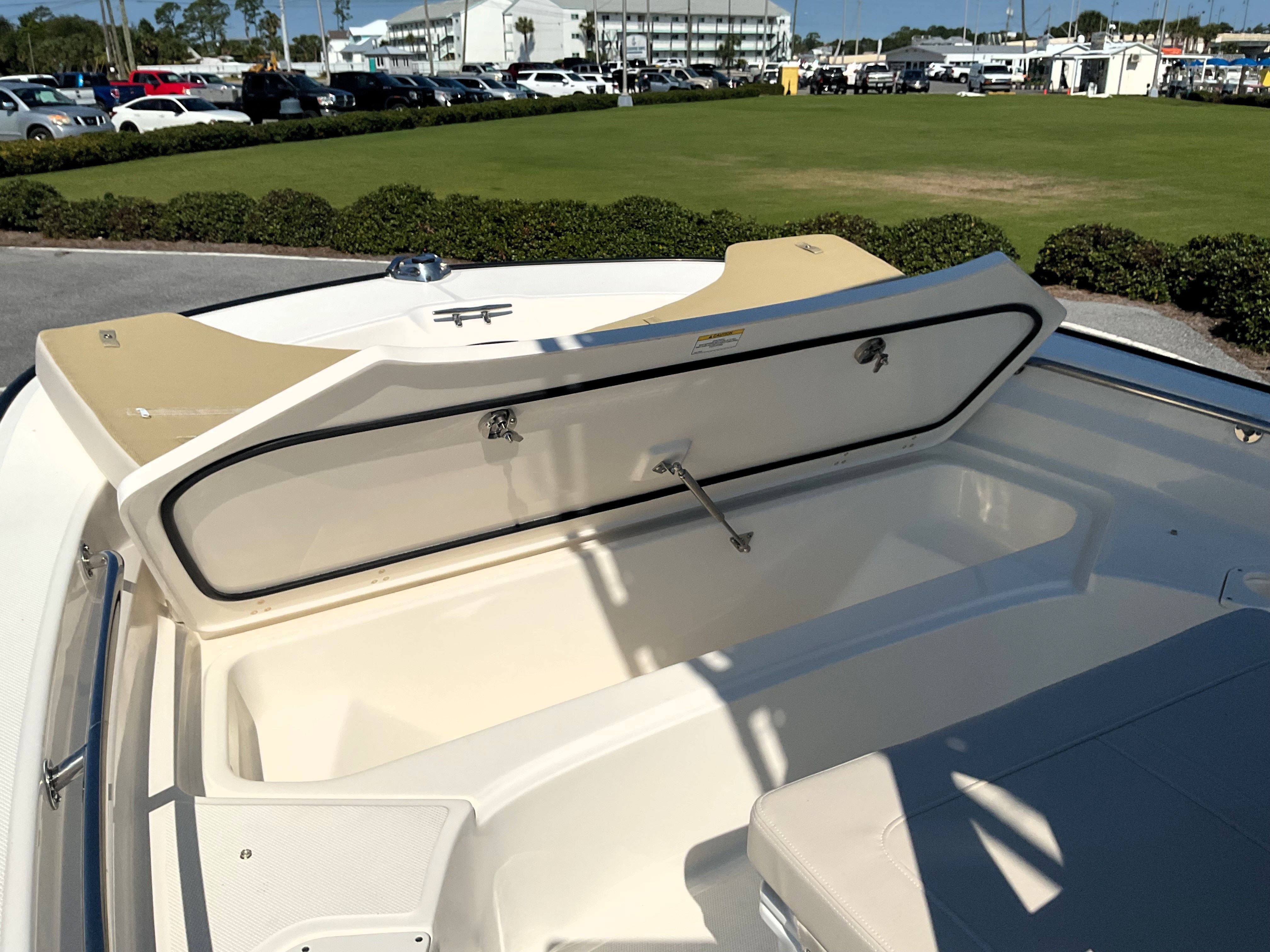 2026 Boston Whaler 190 Montauk Image Thumbnail #33