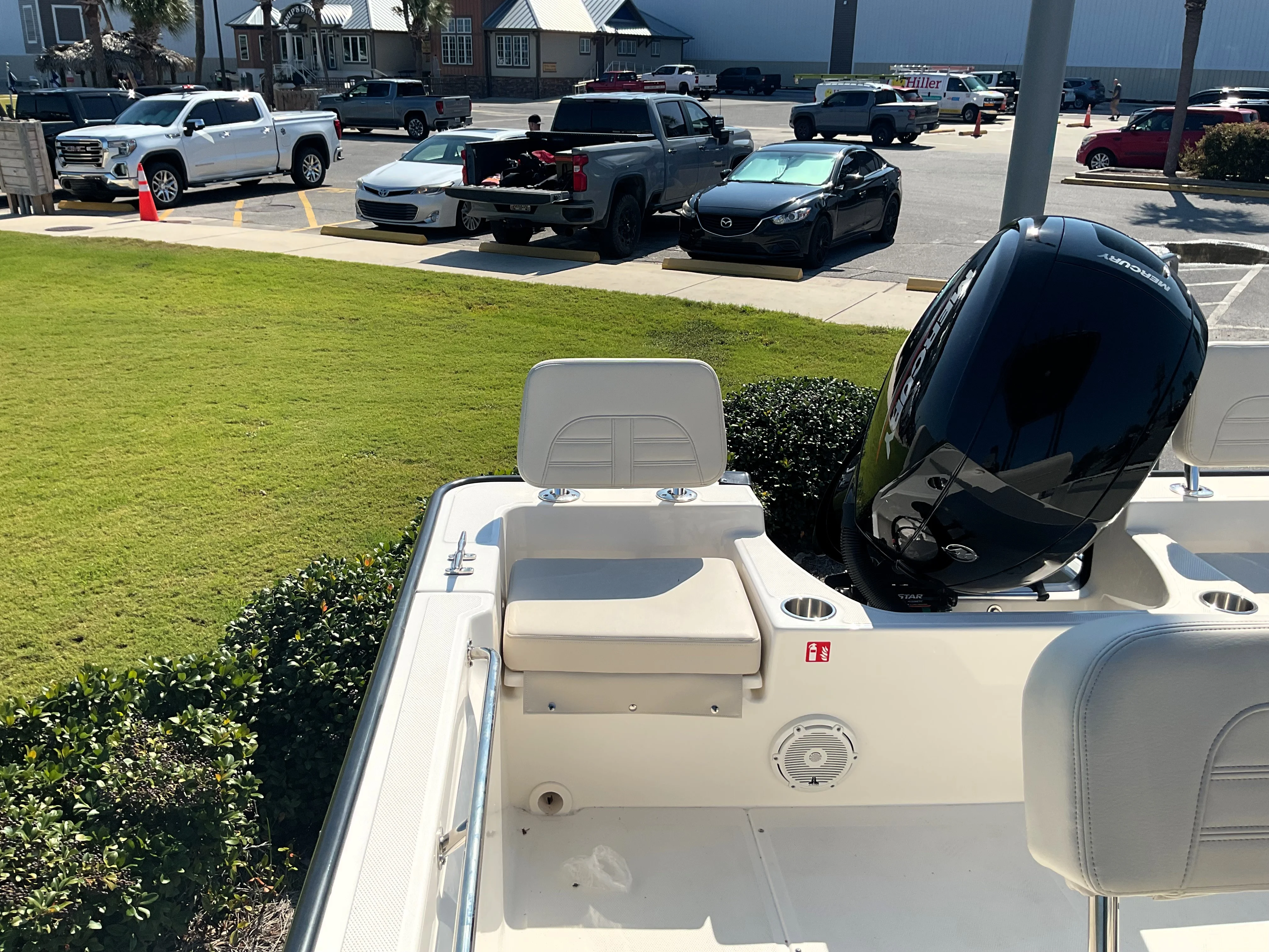 2026 Boston Whaler 190 Montauk Image Thumbnail #18