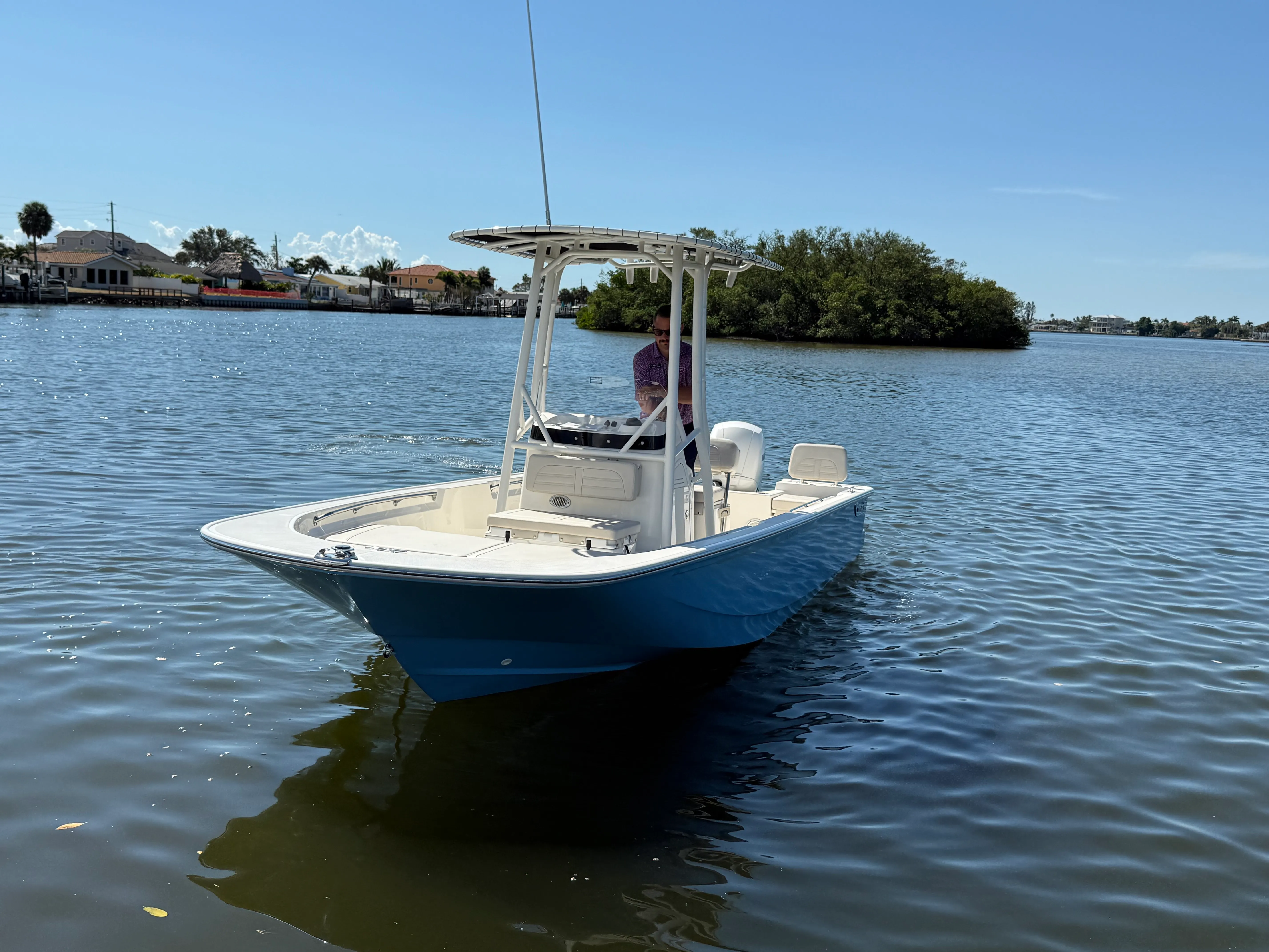 2026 Boston Whaler 190 Montauk Image Thumbnail #12