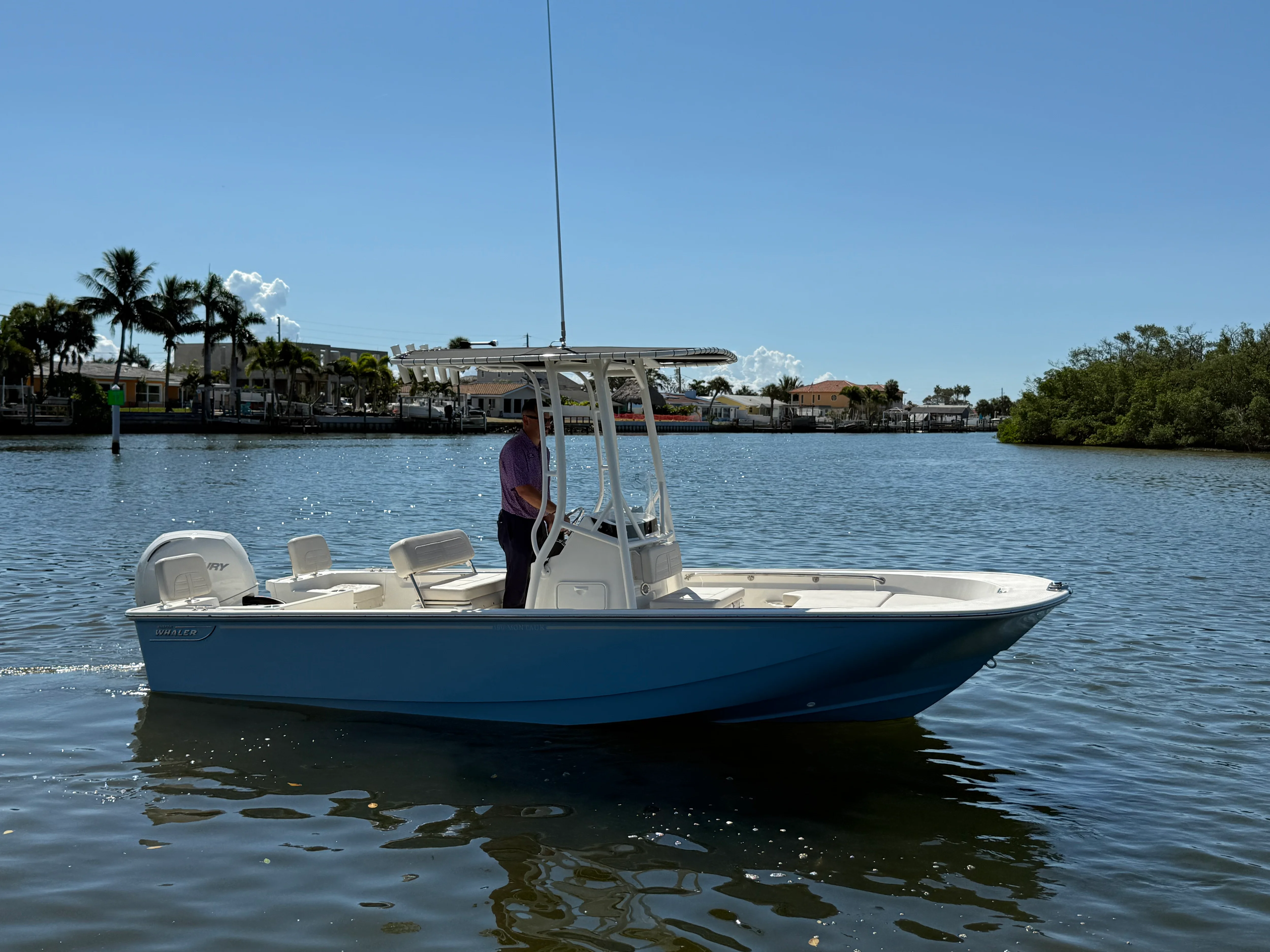 2026 Boston Whaler 190 Montauk Image Thumbnail #7