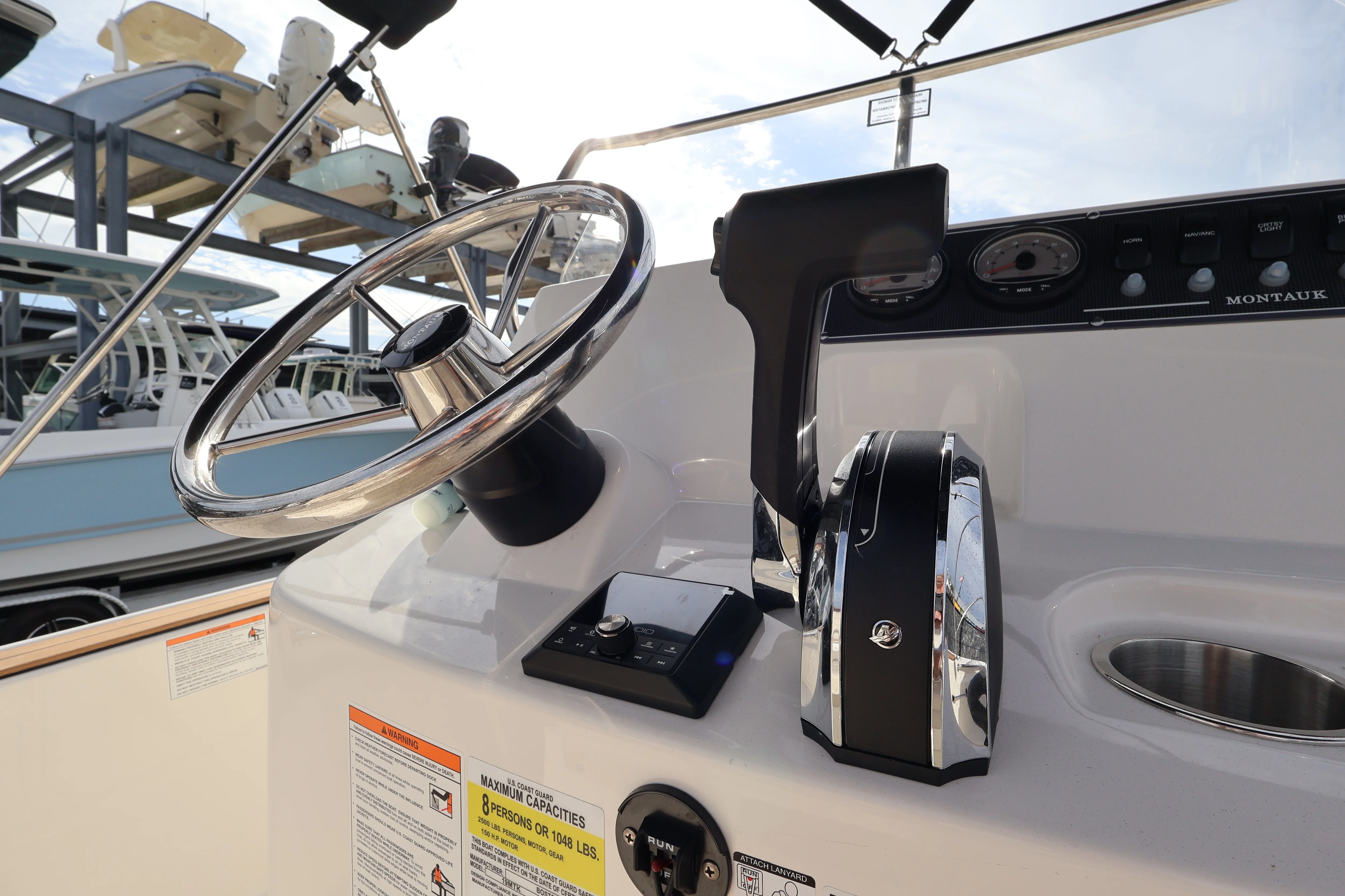 2026 Boston Whaler 190 Montauk Image Thumbnail #14