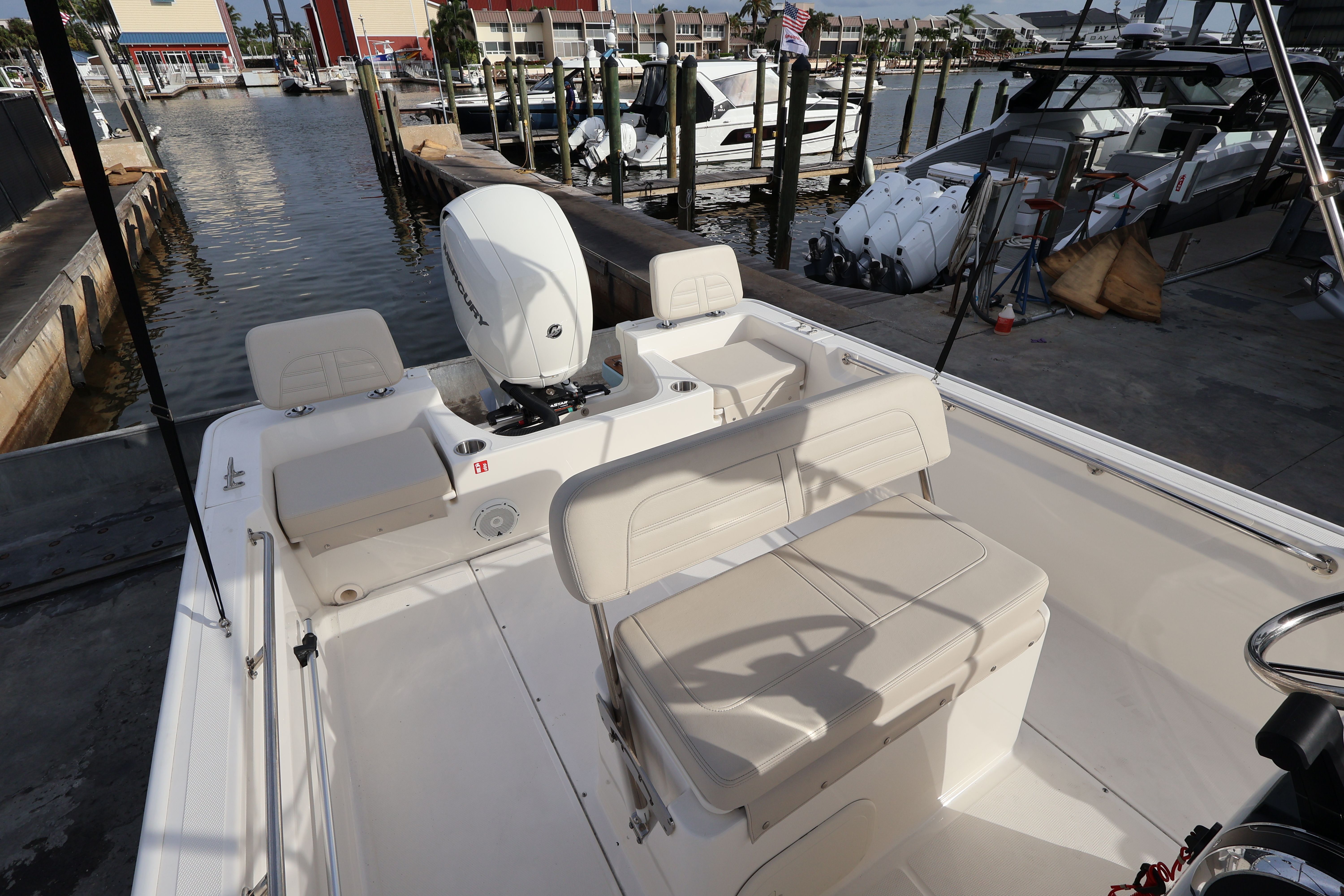 2026 Boston Whaler 190 Montauk Image Thumbnail #13