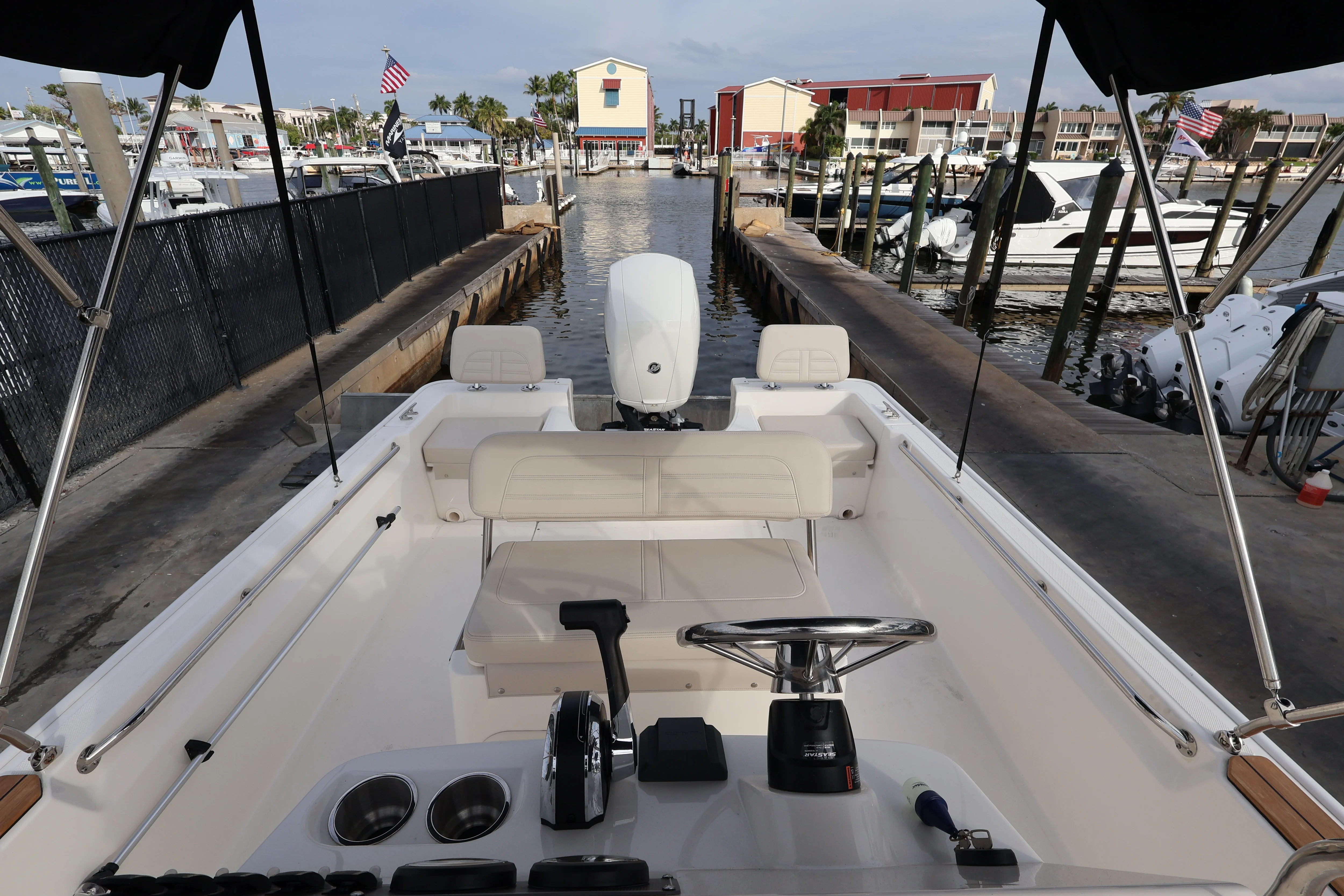 2026 Boston Whaler 190 Montauk Image Thumbnail #12