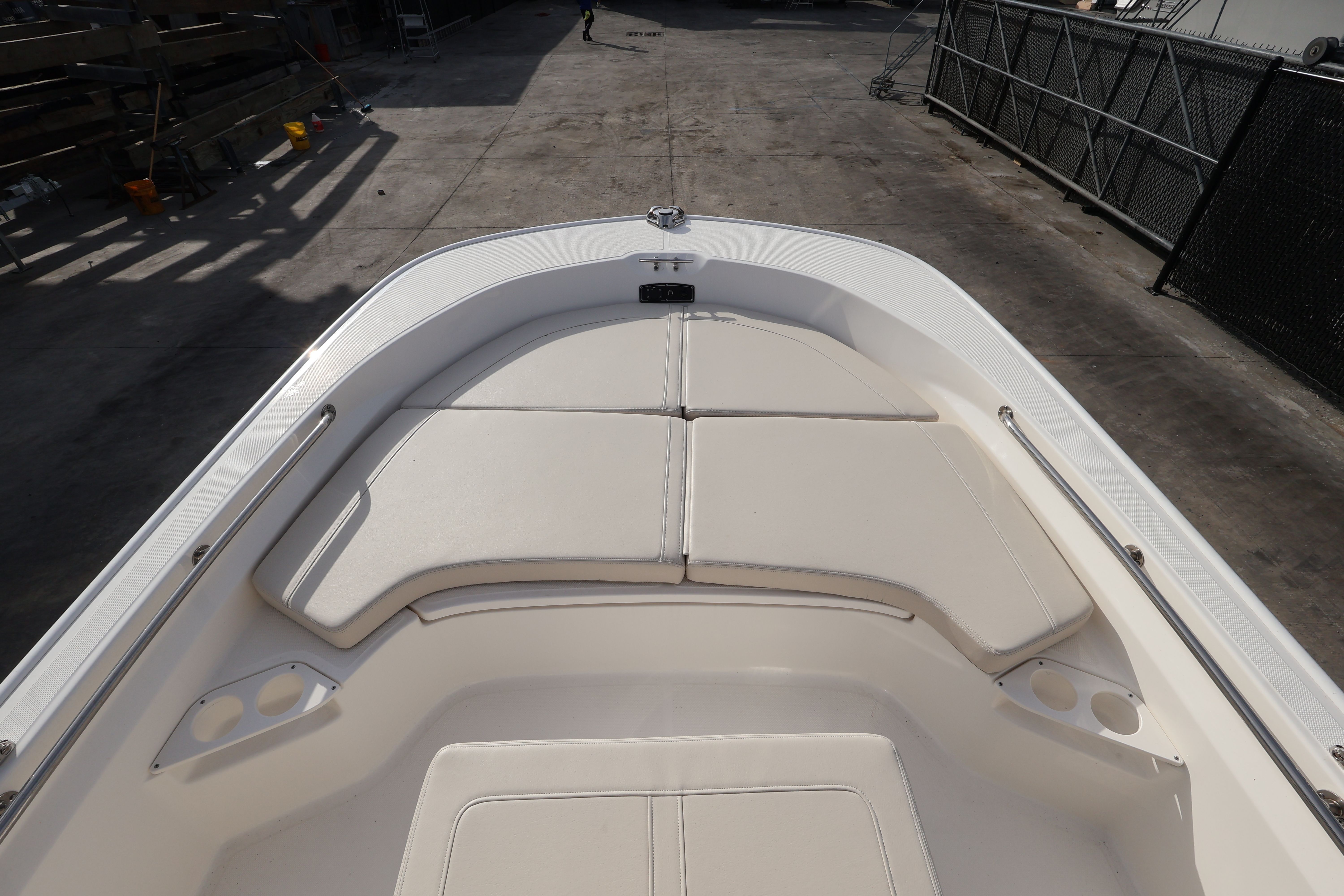 2026 Boston Whaler 190 Montauk Image Thumbnail #7