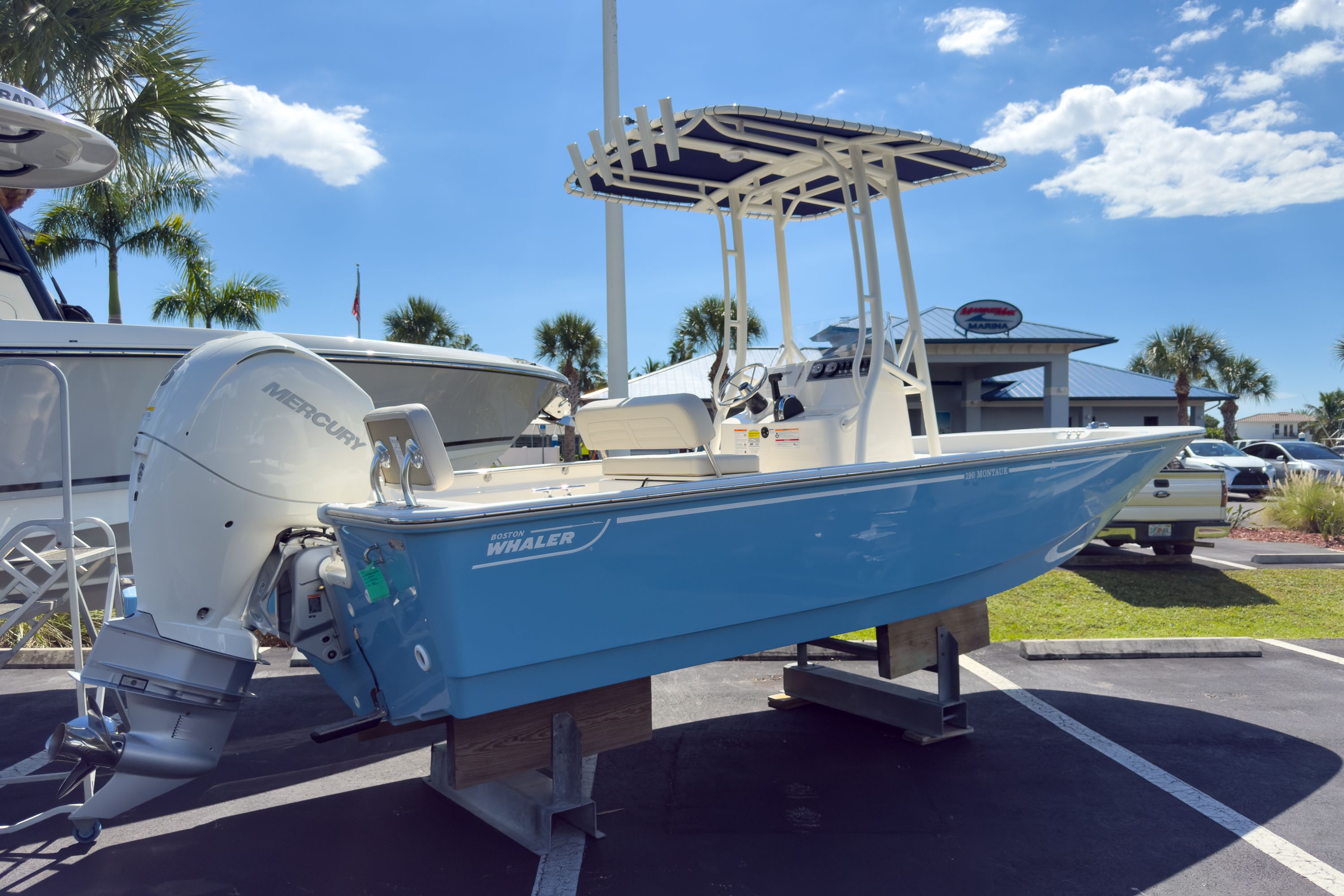 2026 Boston Whaler 190 Montauk Image Thumbnail #1