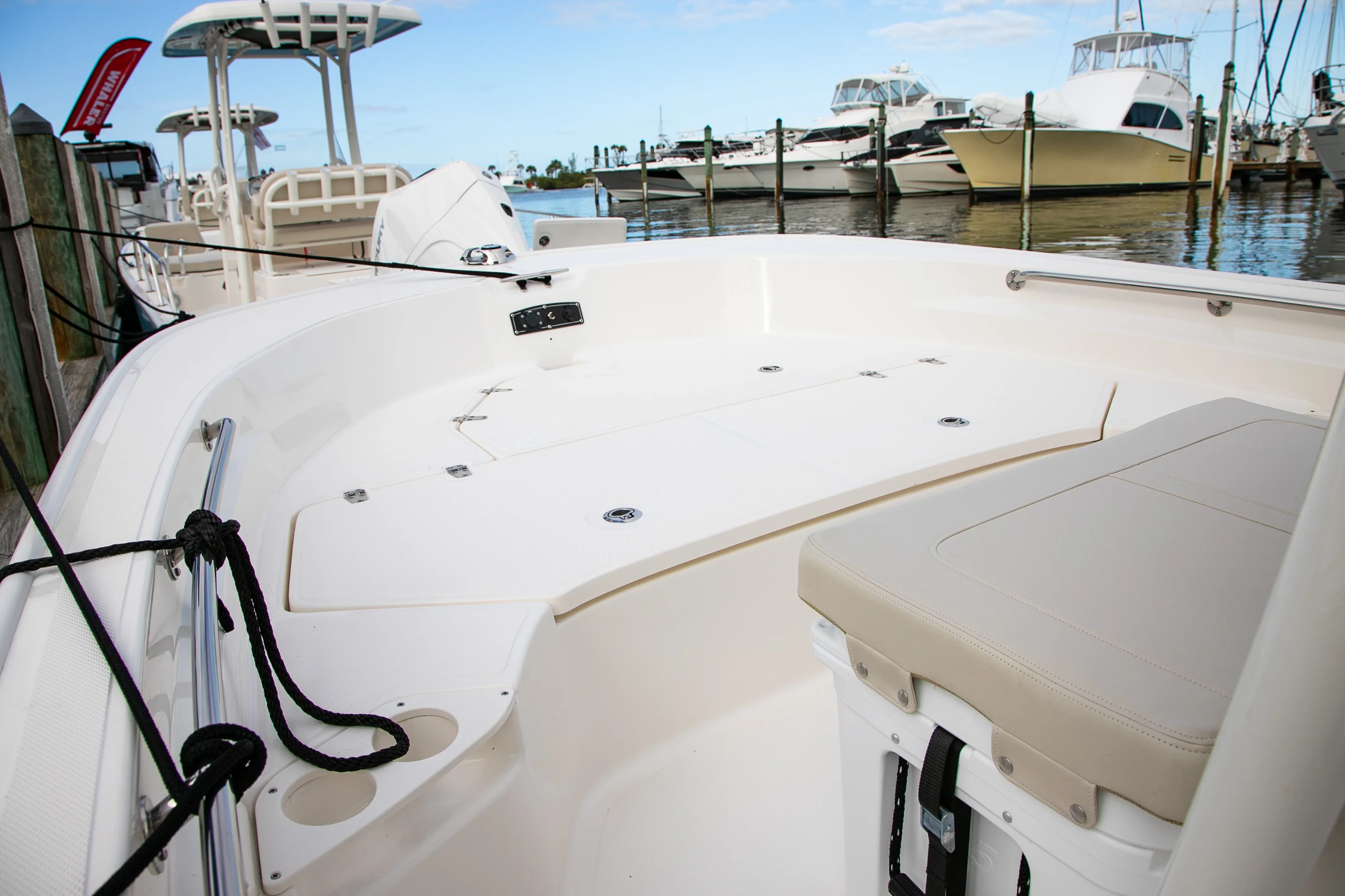 2026 Boston Whaler 190 Montauk Image Thumbnail #3
