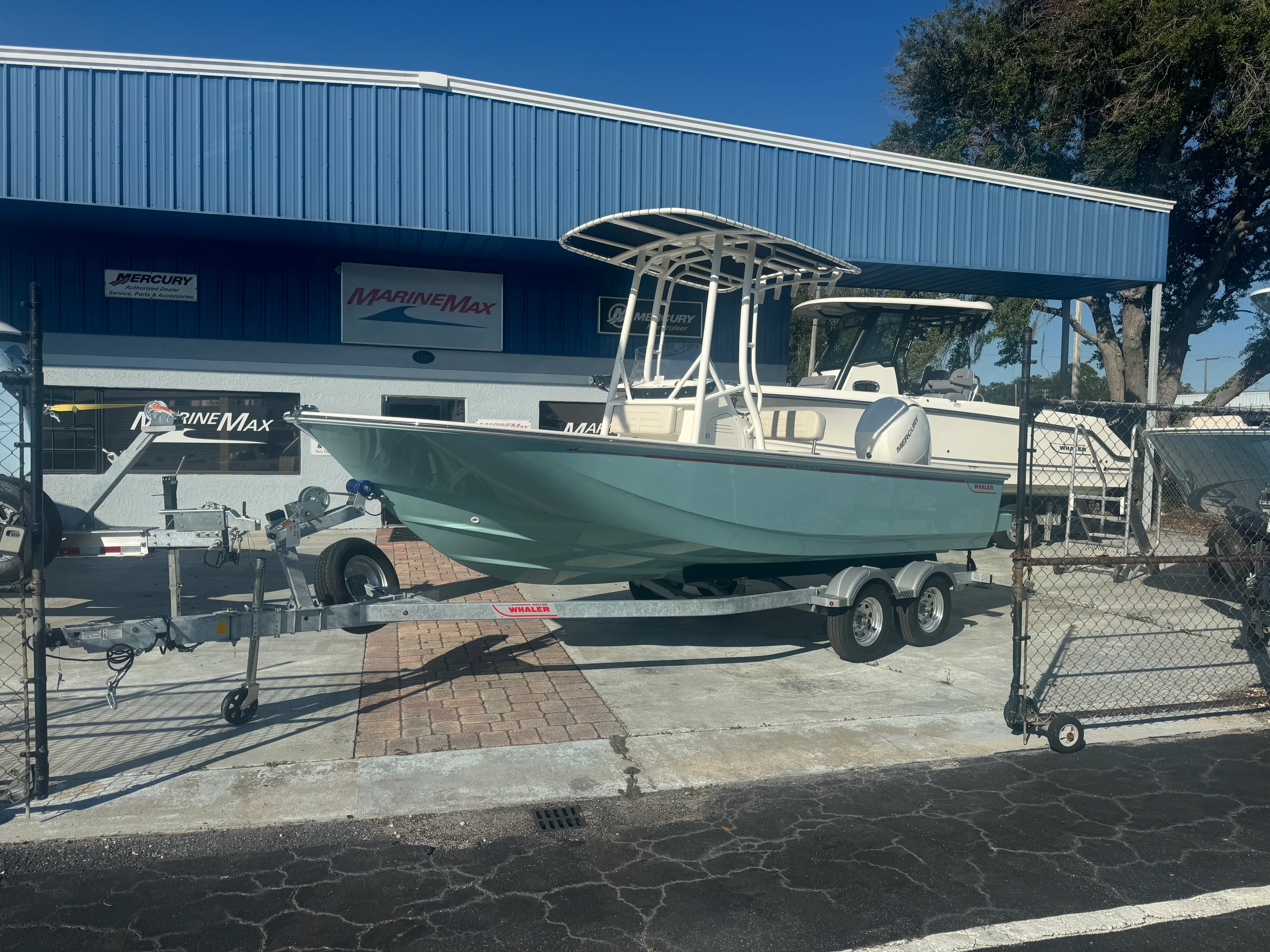 2026 Boston Whaler 190 Montauk Image Thumbnail #1