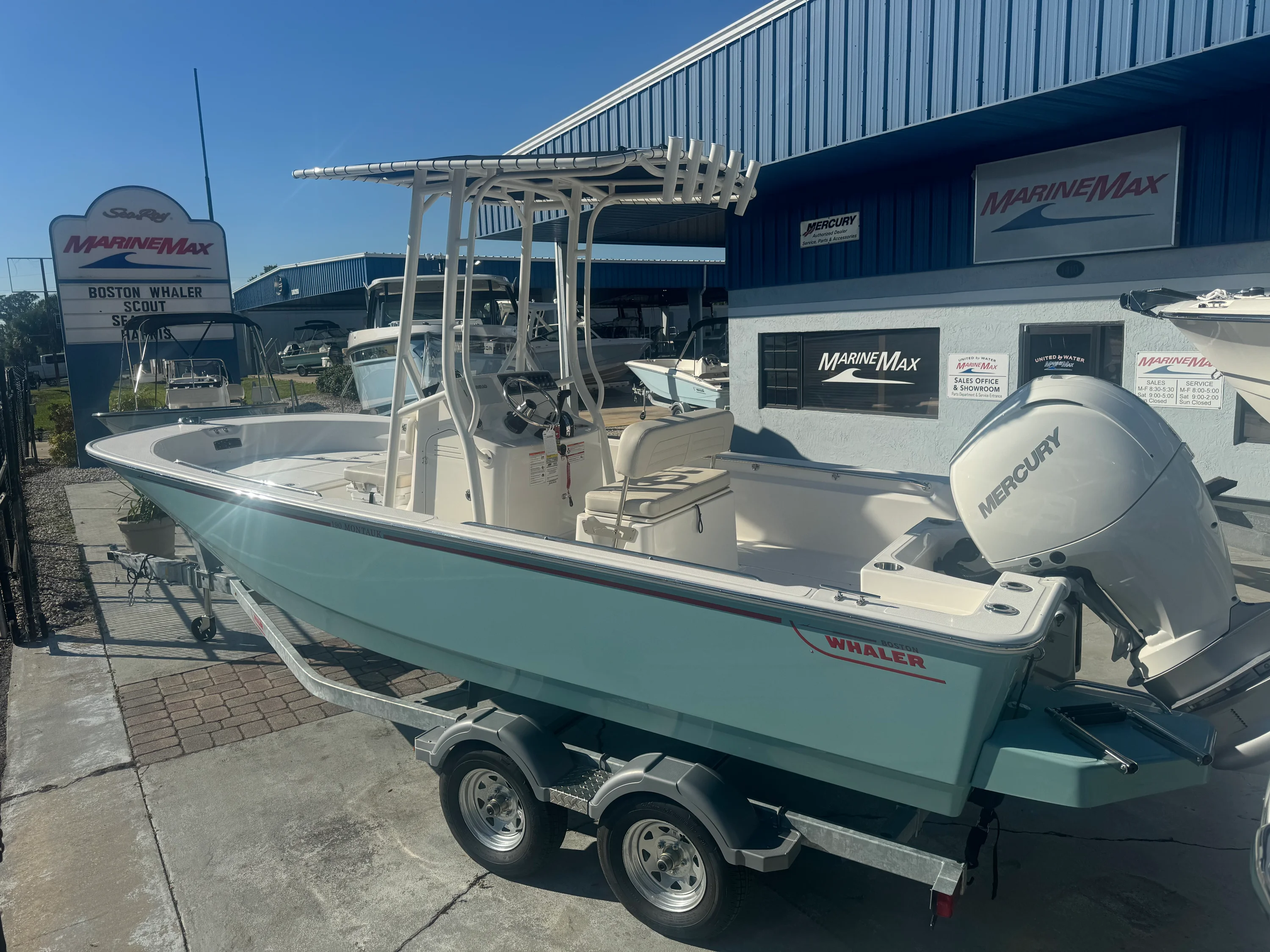 2026 Boston Whaler 190 Montauk Image Thumbnail #3