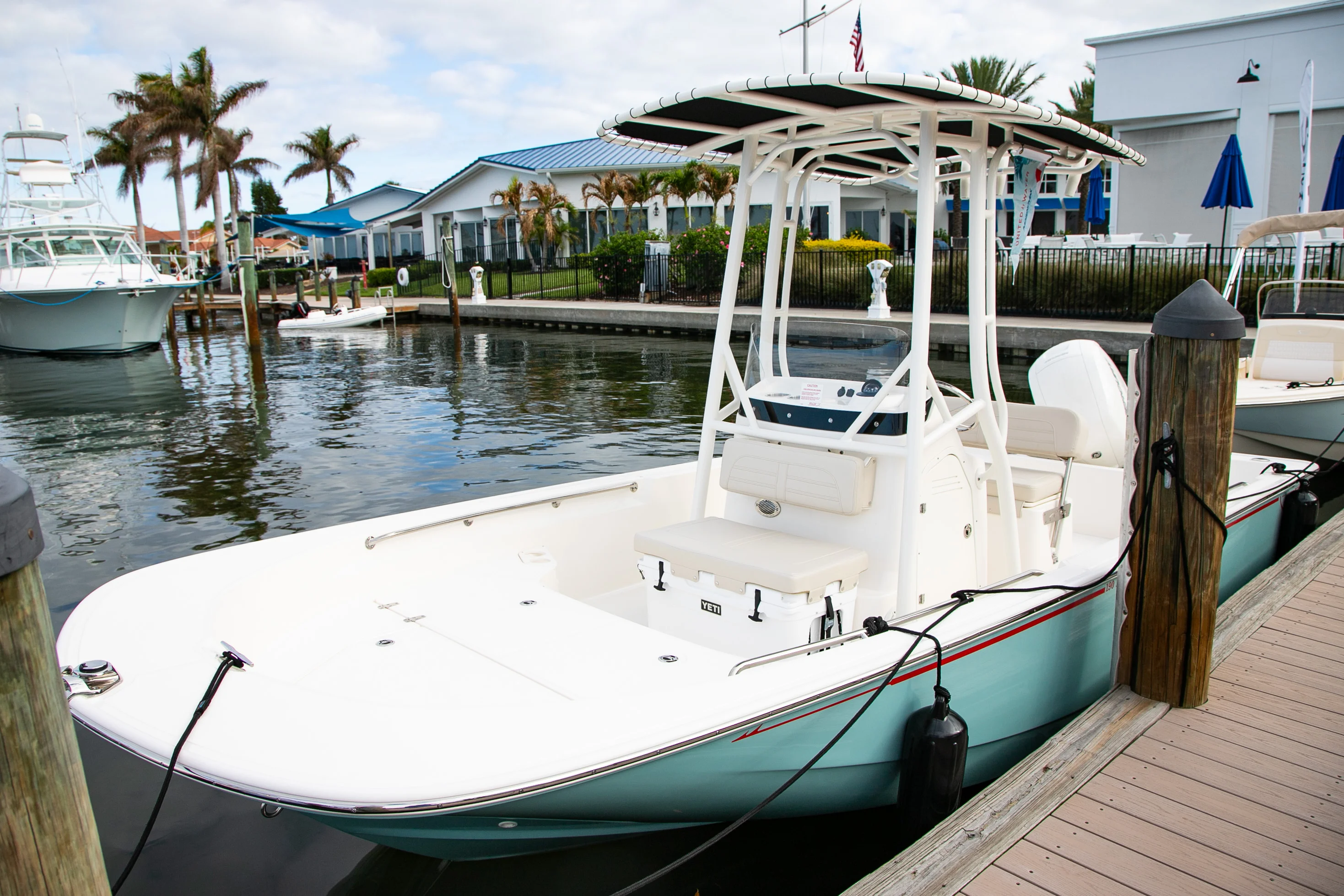 2026 Boston Whaler 190 Montauk Image Thumbnail #1