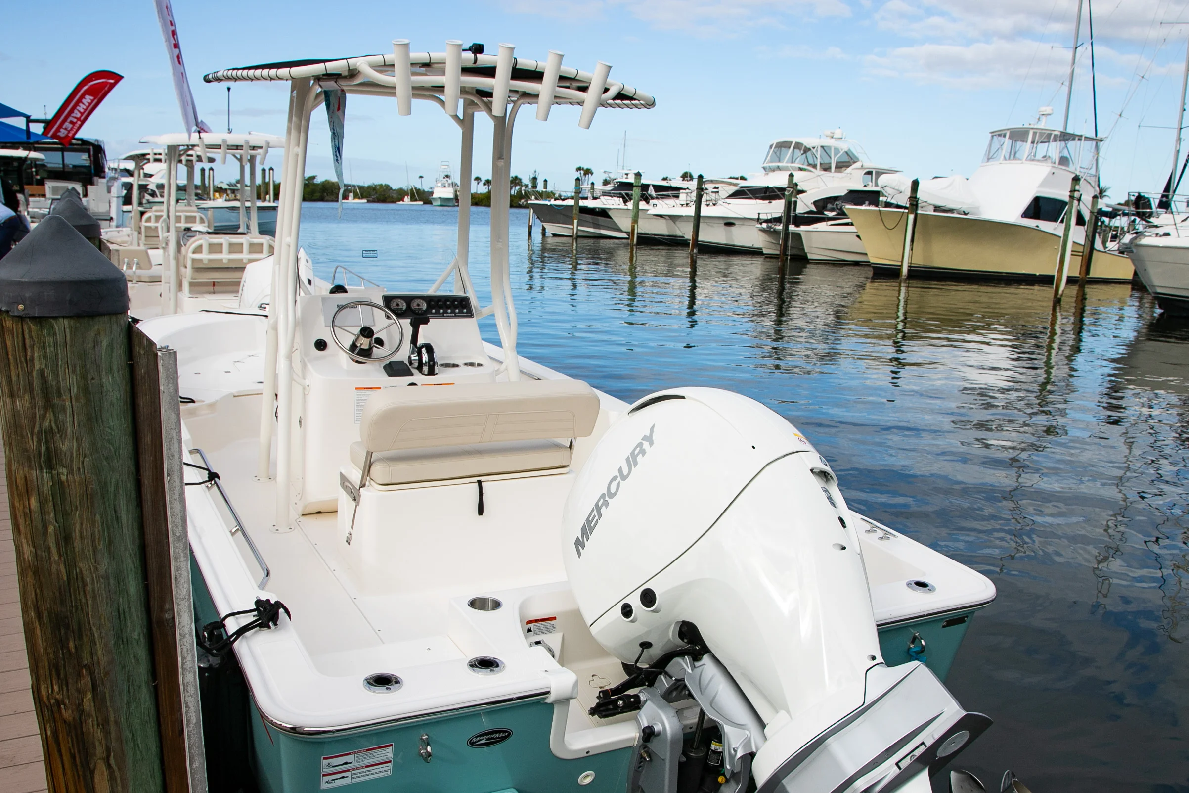 2026 Boston Whaler 190 Montauk Image Thumbnail #2