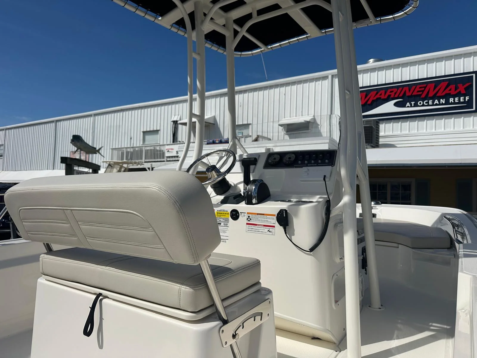 2026 Boston Whaler 190 Montauk Image Thumbnail #9