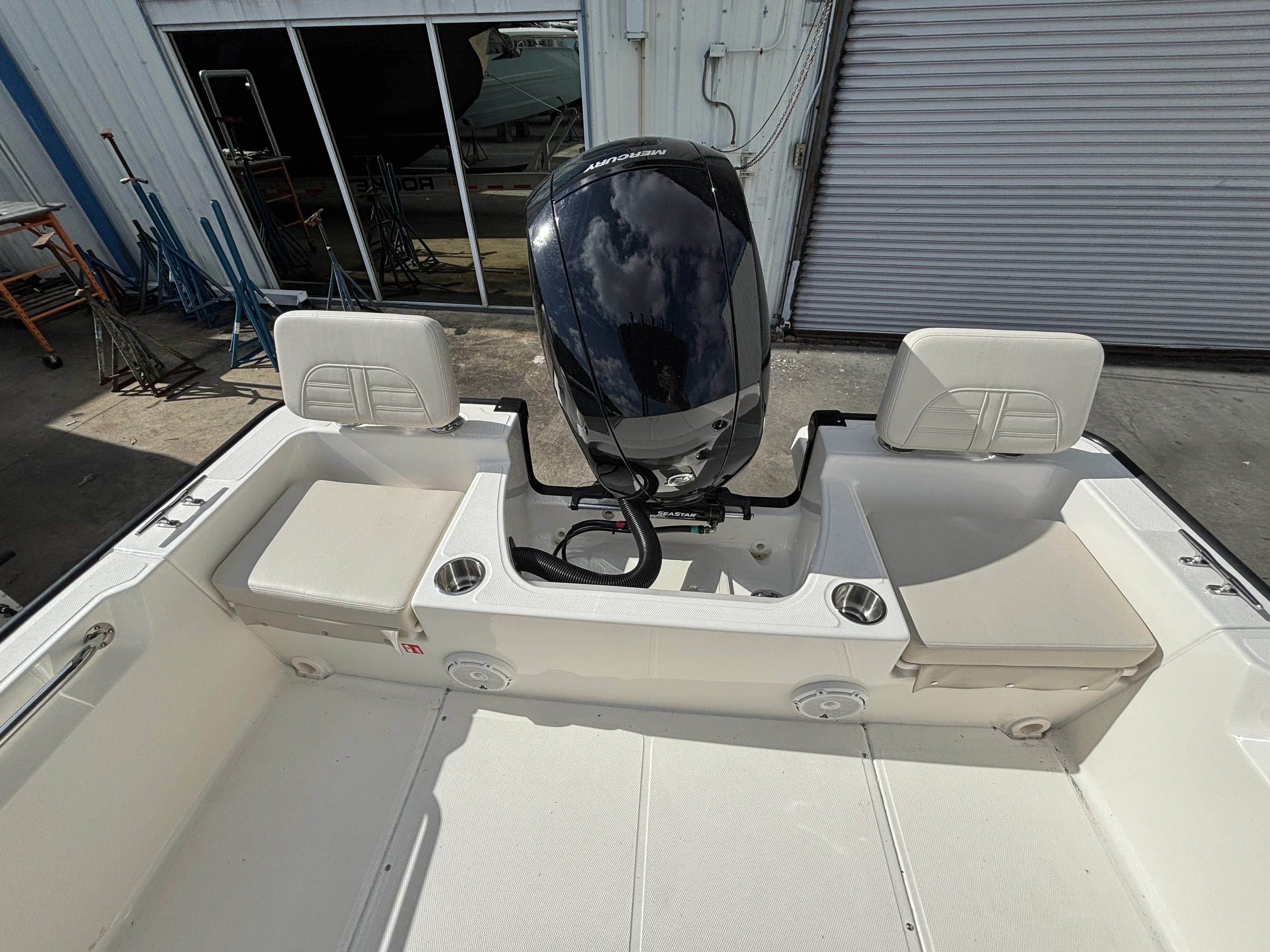 2026 Boston Whaler 190 Montauk Image Thumbnail #10