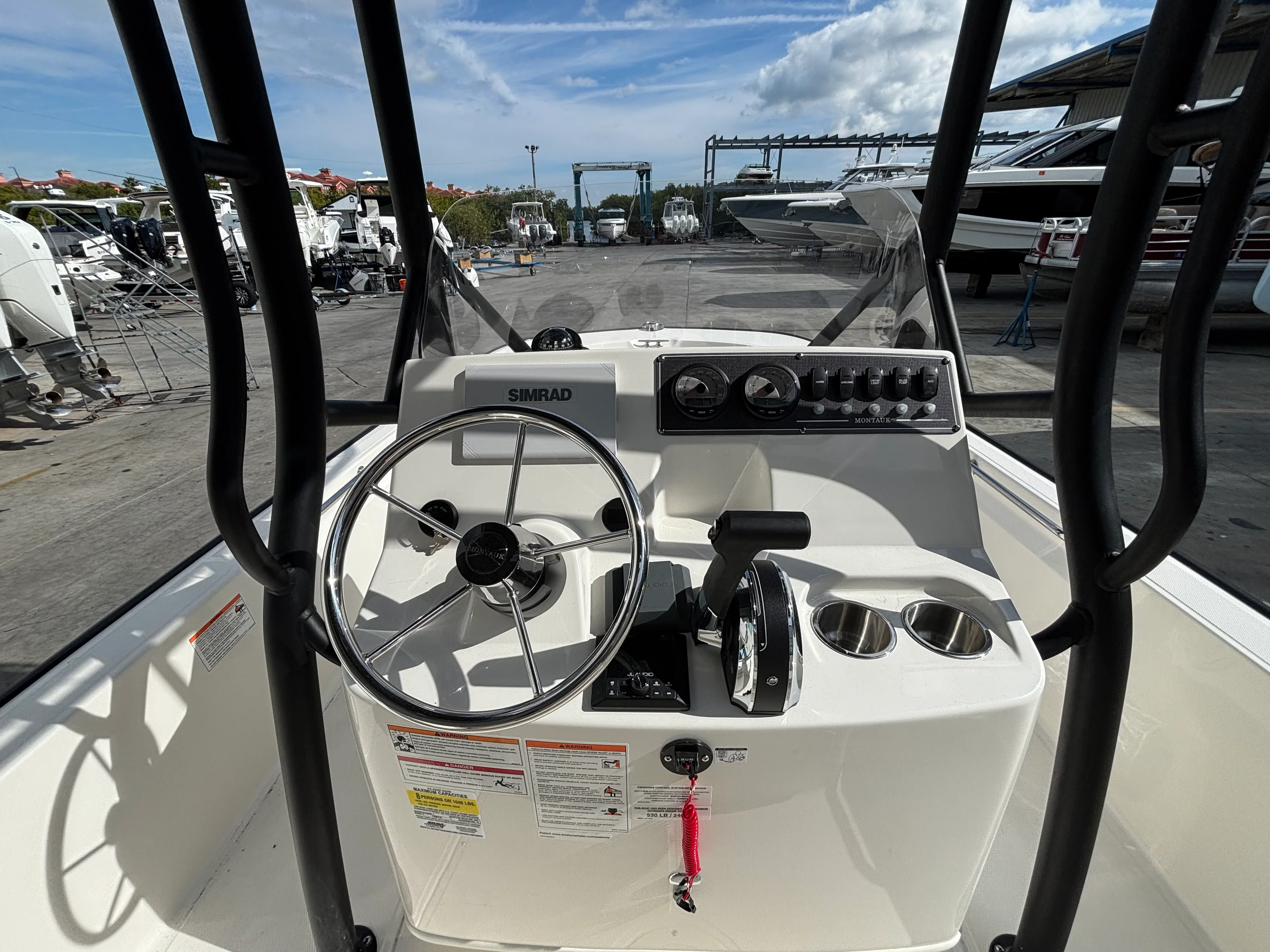 2026 Boston Whaler 190 Montauk Image Thumbnail #7