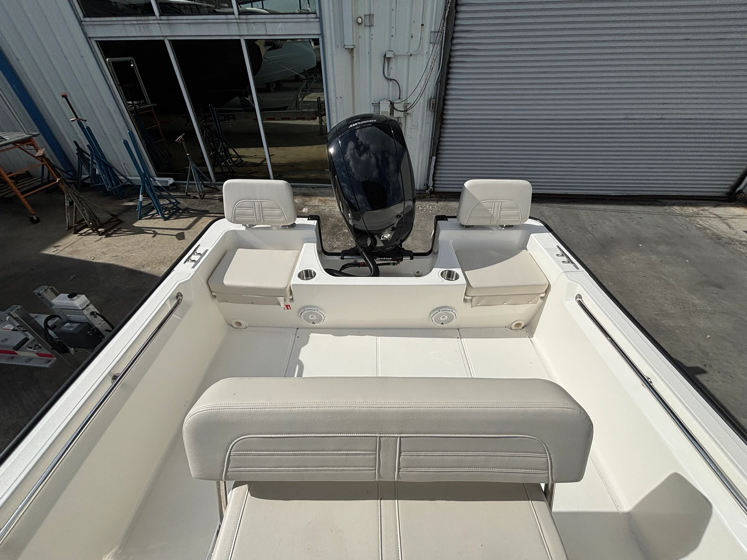 2026 Boston Whaler 190 Montauk Image Thumbnail #9