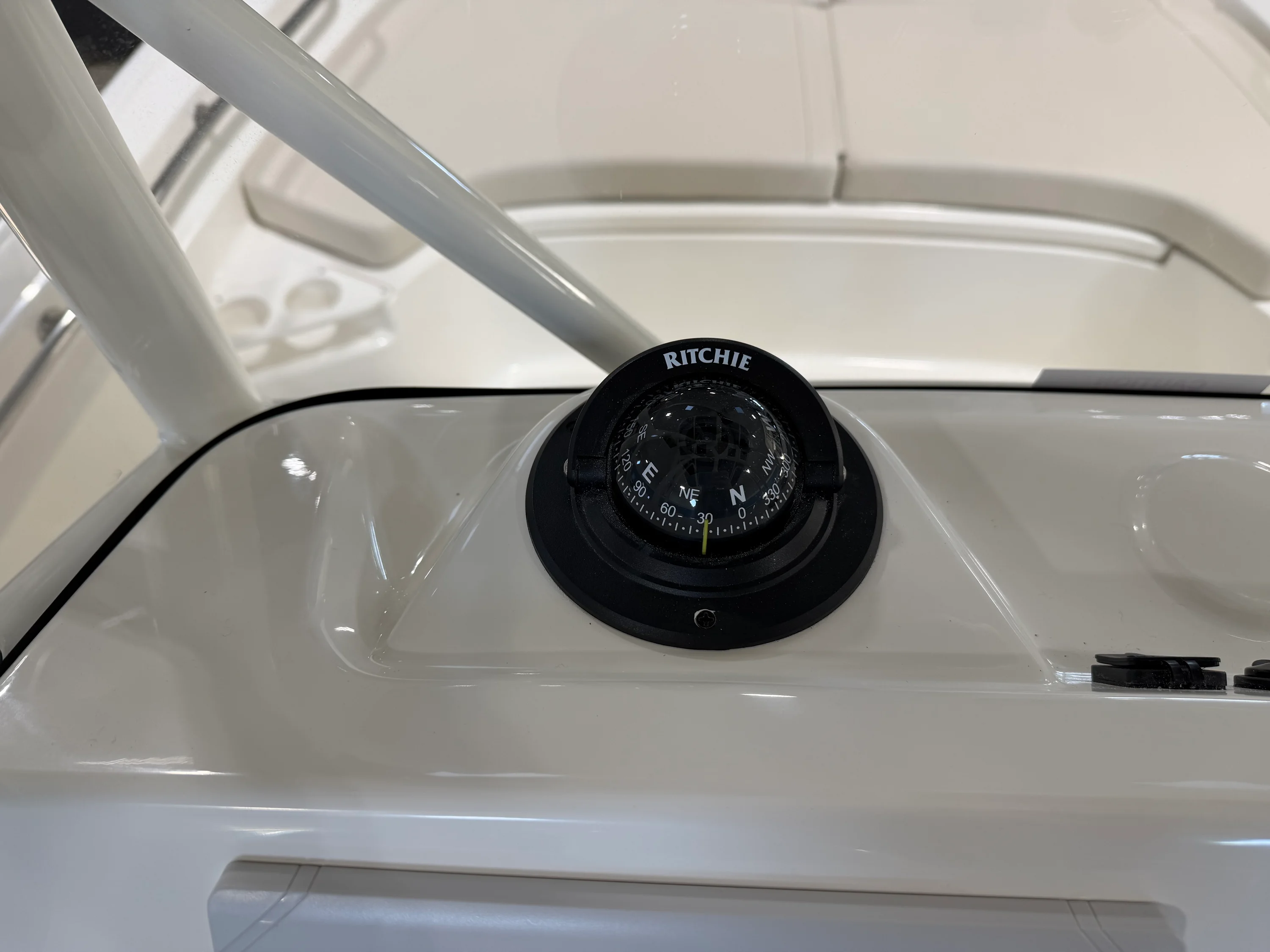 2026 Boston Whaler 190 Montauk Image Thumbnail #10