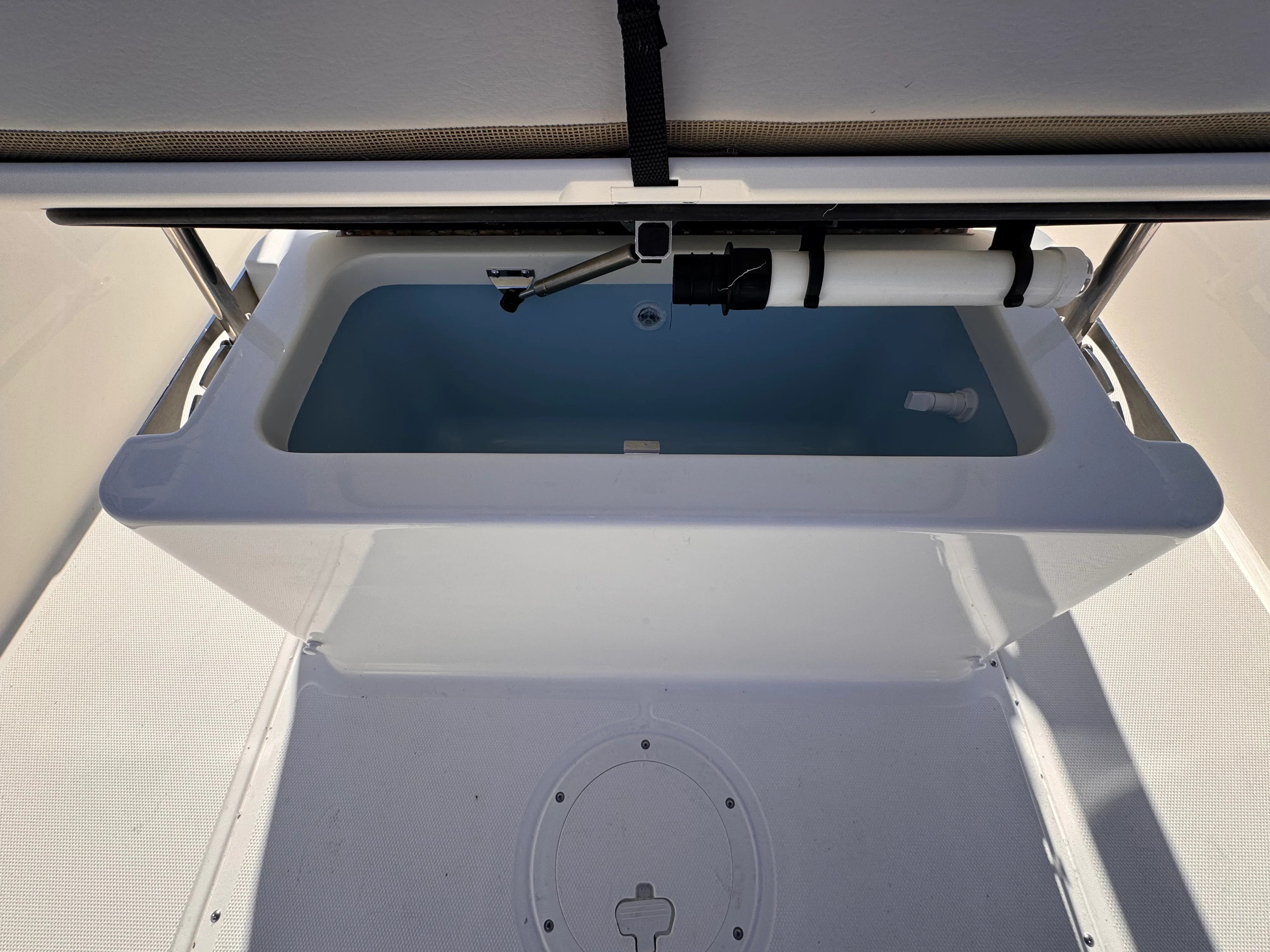 2026 Boston Whaler 190 Montauk Image Thumbnail #9