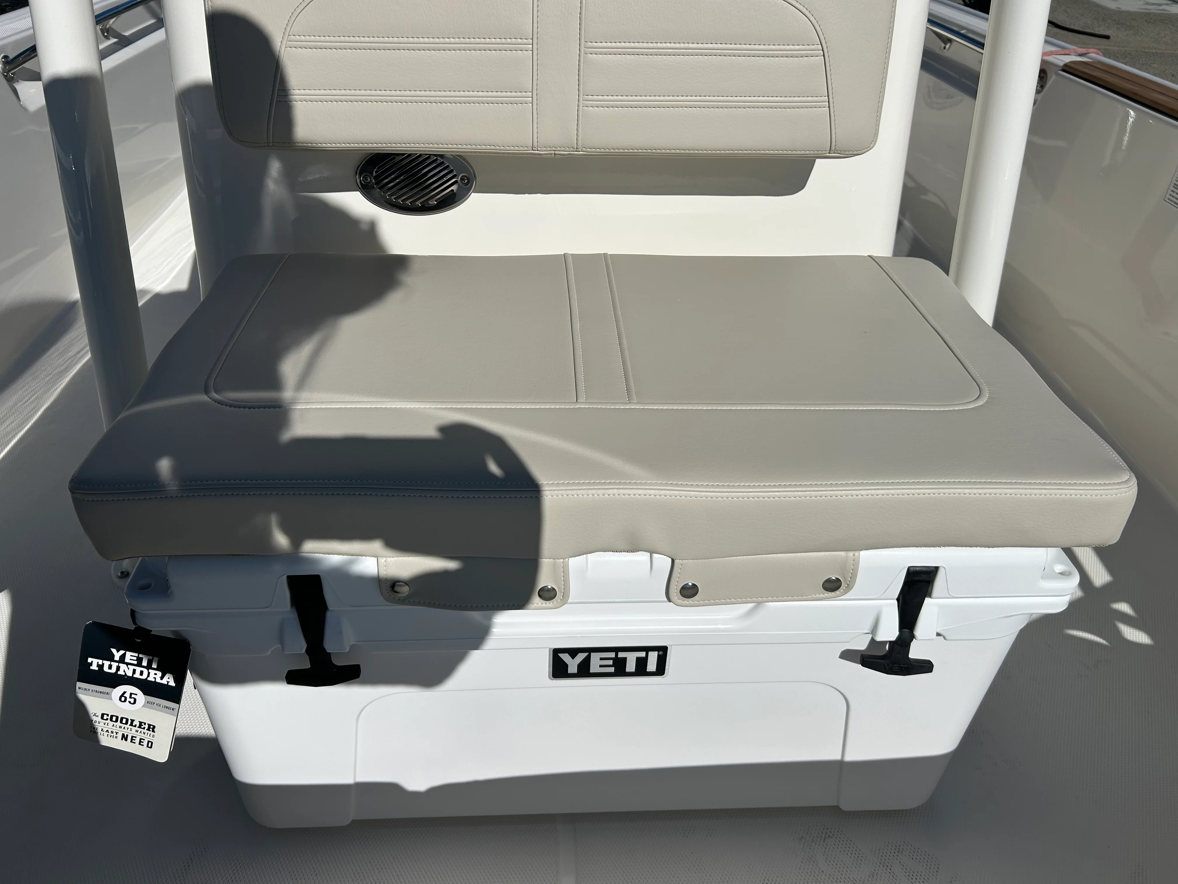 2026 Boston Whaler 190 Montauk Image Thumbnail #18