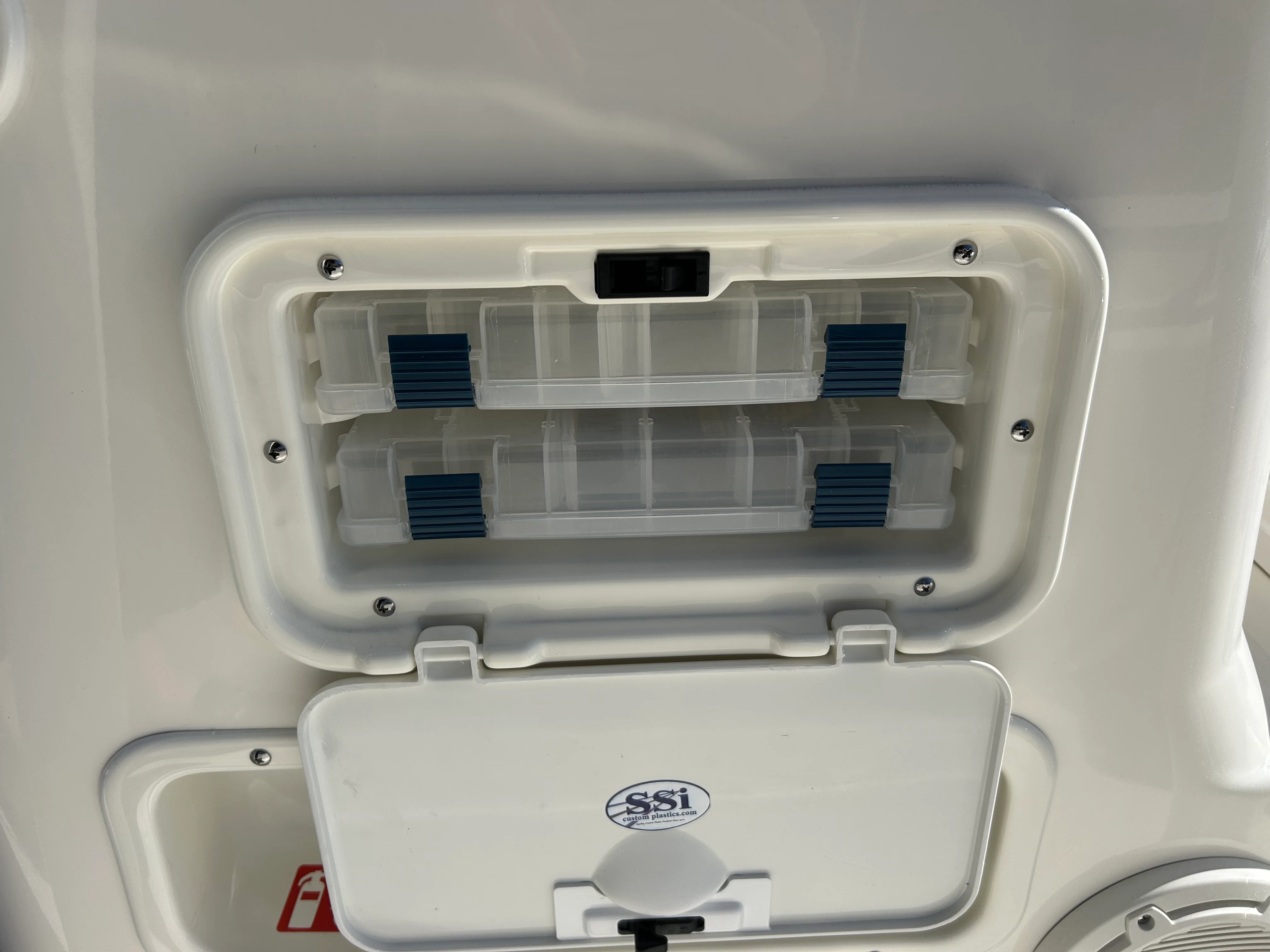 2026 Boston Whaler 190 Montauk Image Thumbnail #16