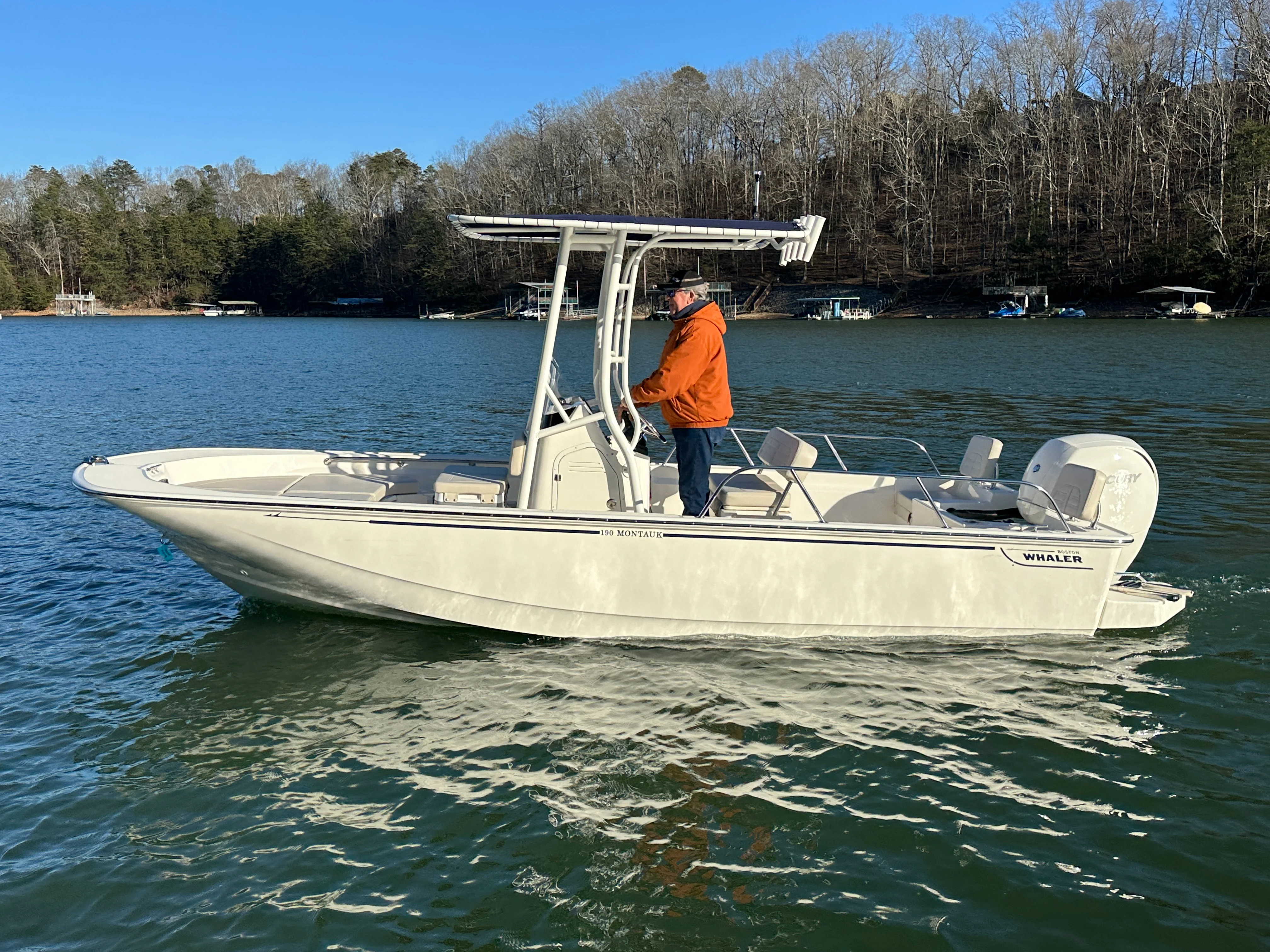 2026 Boston Whaler 190 Montauk Image Thumbnail #0