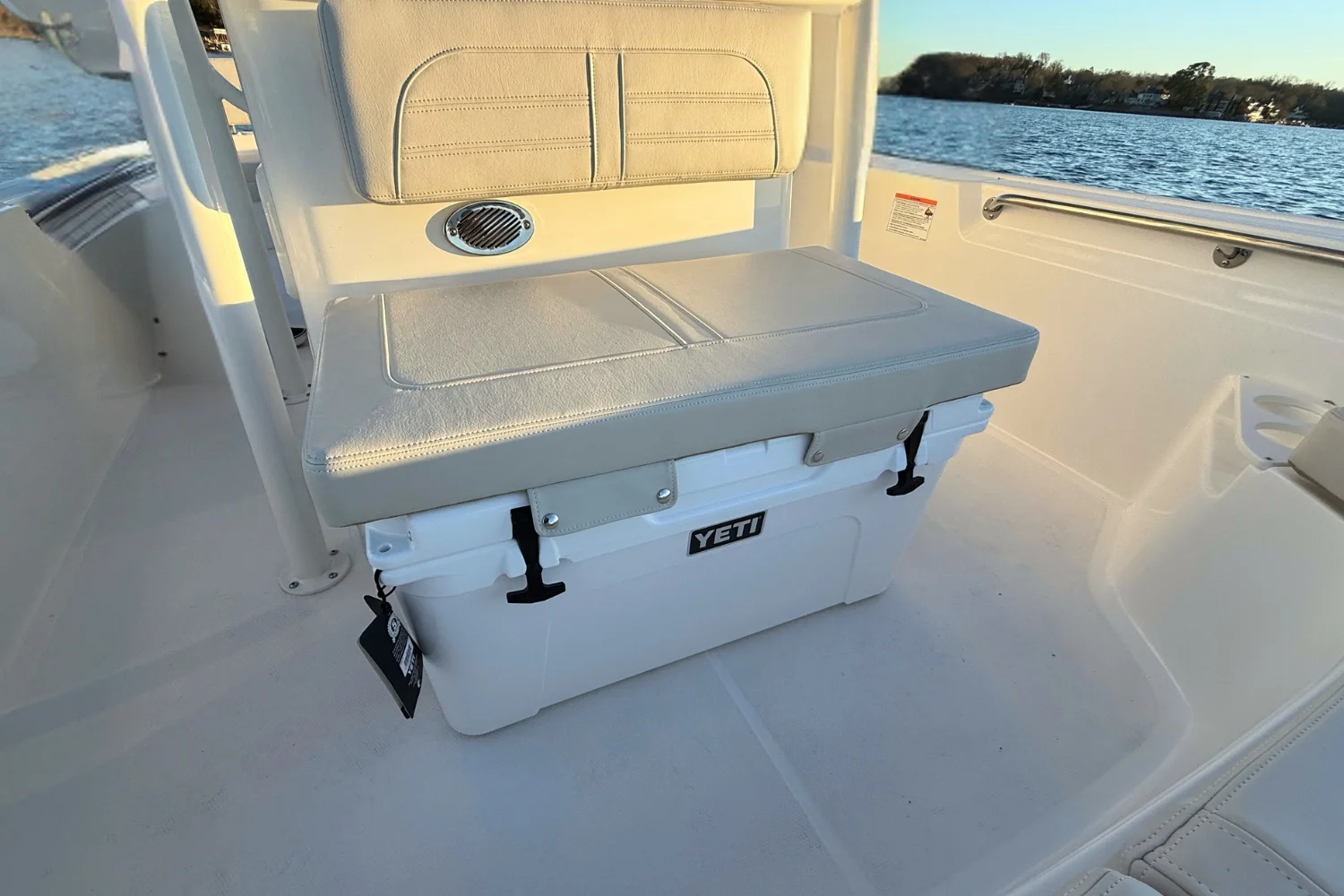 2026 Boston Whaler 190 Montauk Image Thumbnail #22