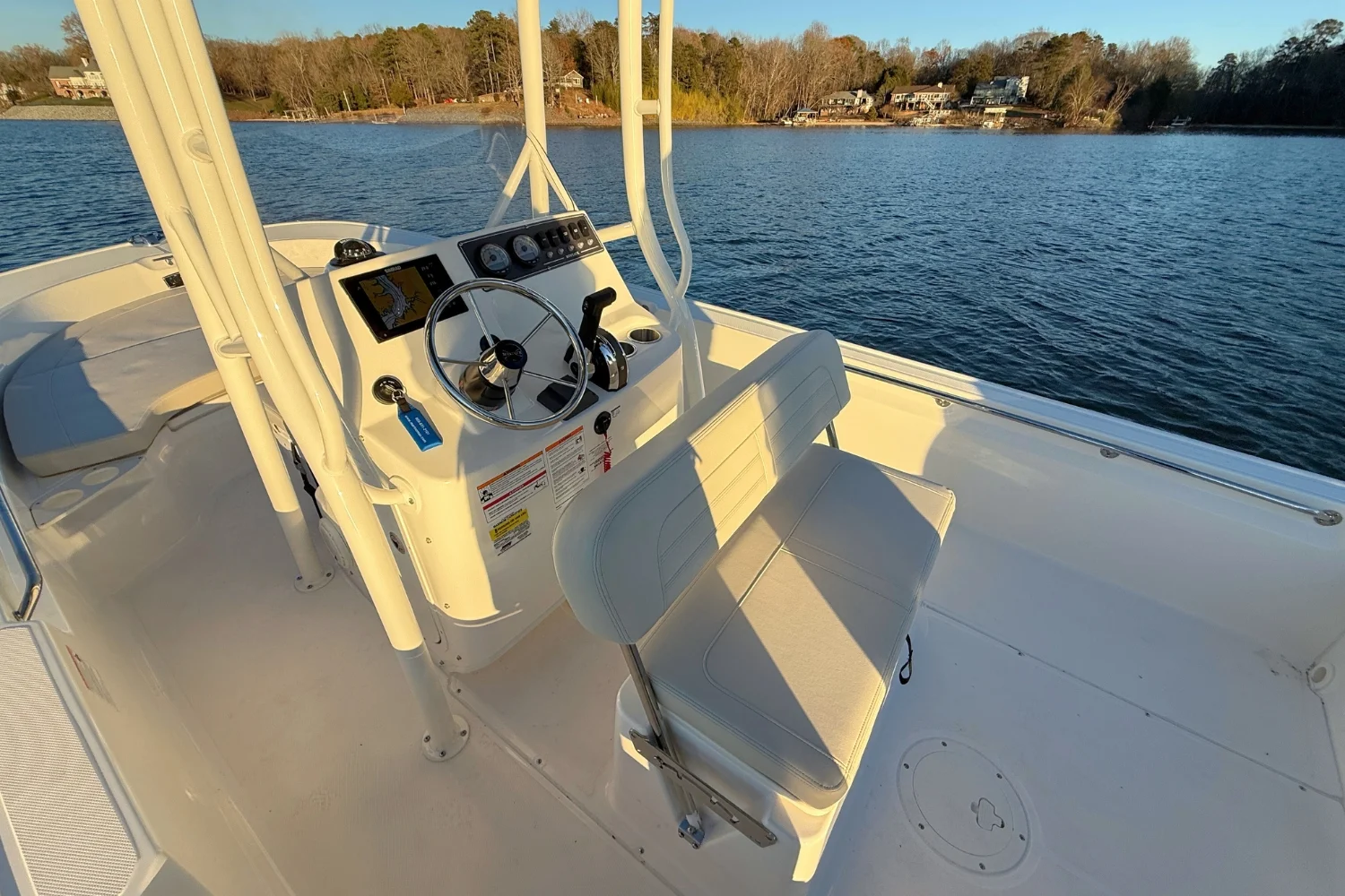 2026 Boston Whaler 190 Montauk Image Thumbnail #9