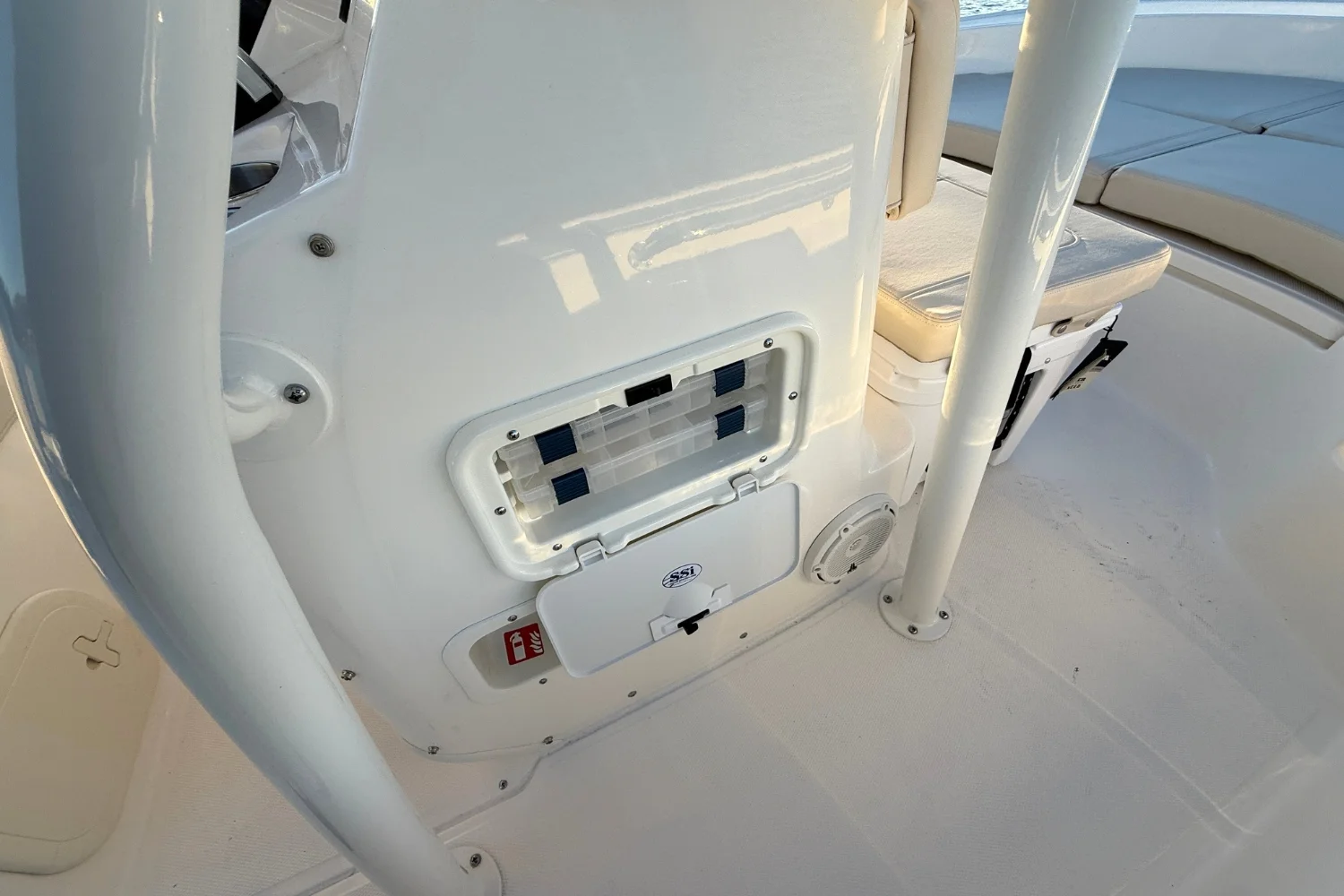 2026 Boston Whaler 190 Montauk Image Thumbnail #17