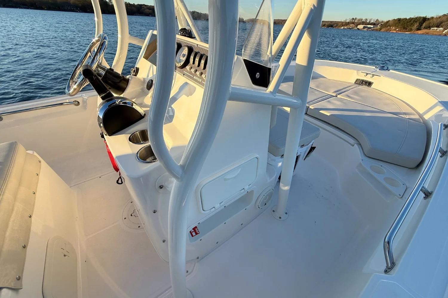 2026 Boston Whaler 190 Montauk Image Thumbnail #11